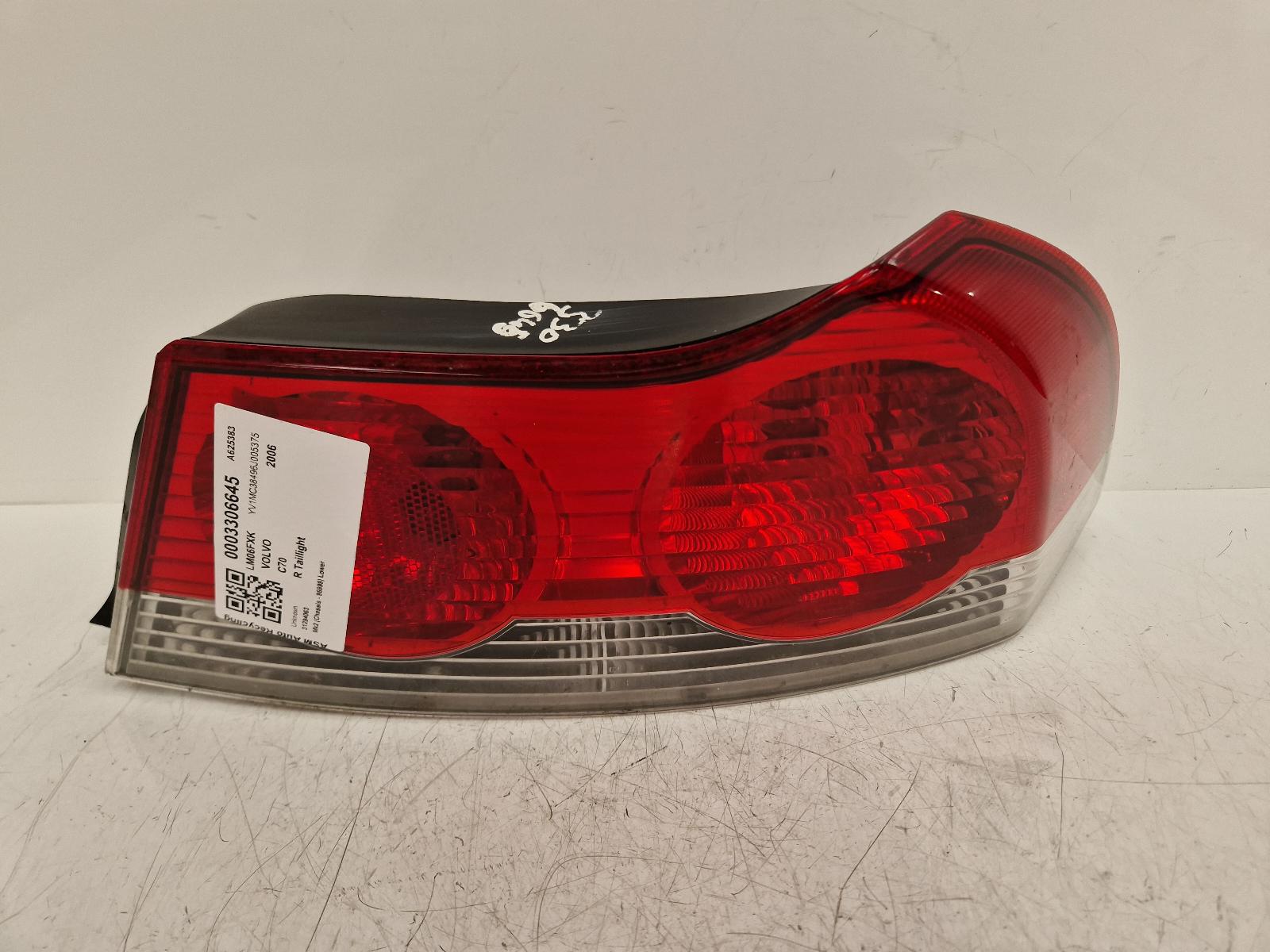 View Auto part R Taillight Volvo C70 2006