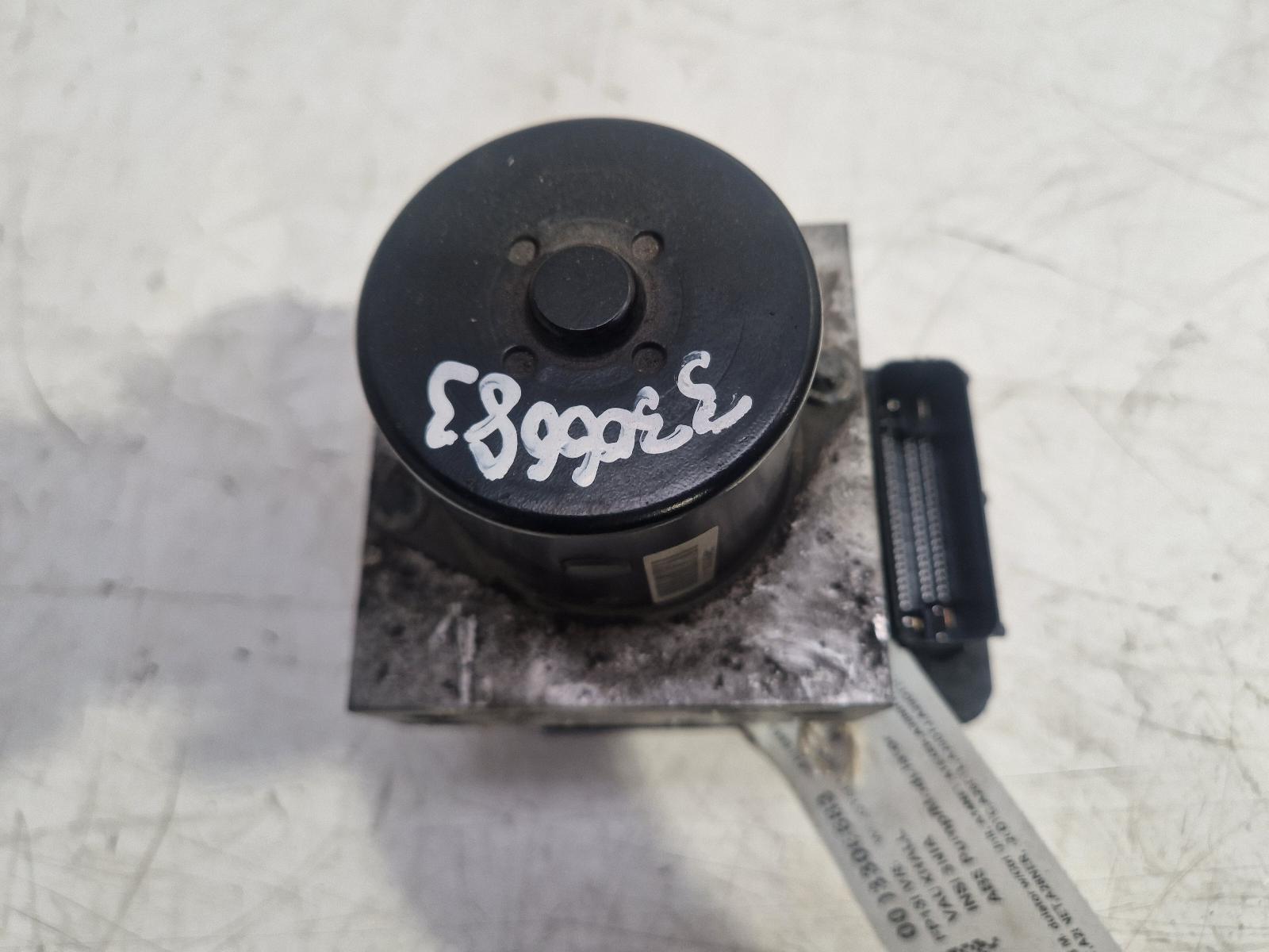 View Auto part ABS Pump/Modulator Vauxhall Insignia 2013