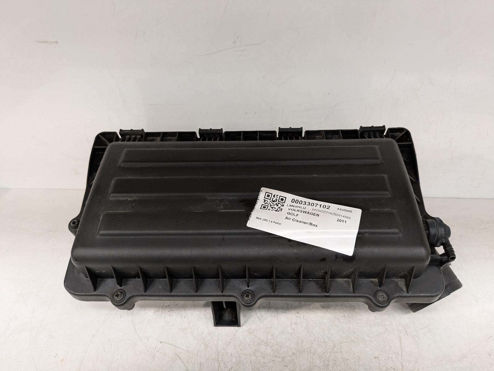 View Auto part Air Cleaner/Box Volkswagen Golf 2011