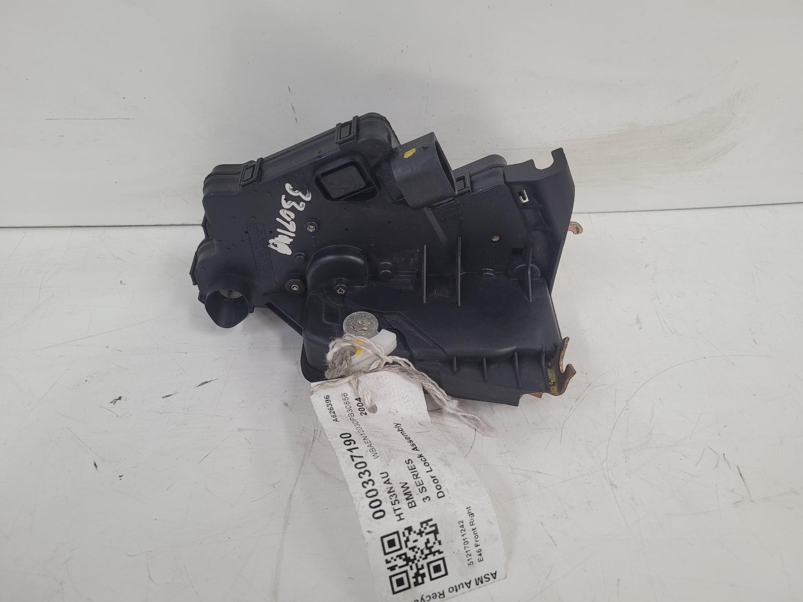 View Auto part Door Lock Assembly Bmw 3 Series 2004