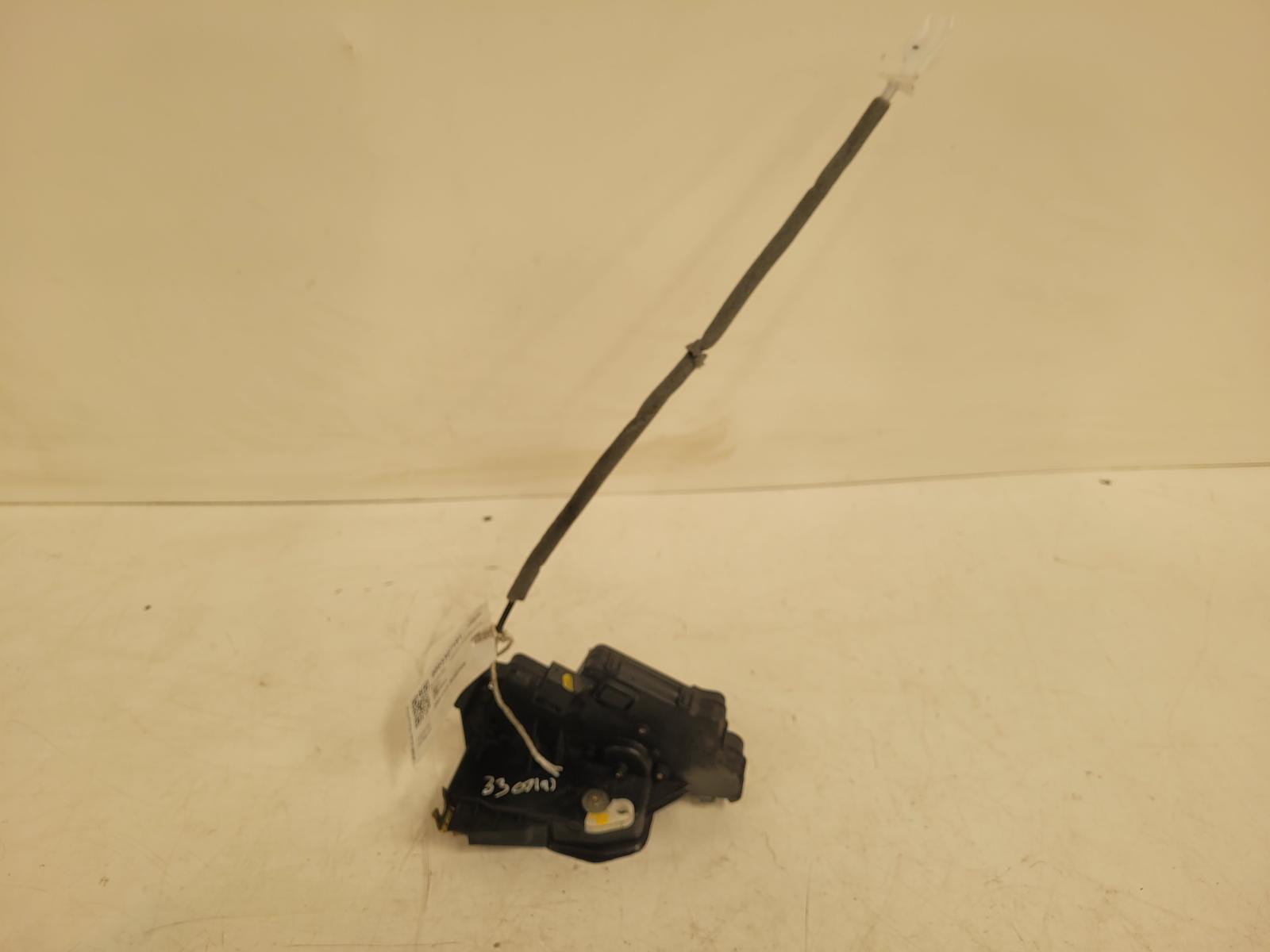 View Auto part Door Lock Assembly Bmw 3 Series 2004