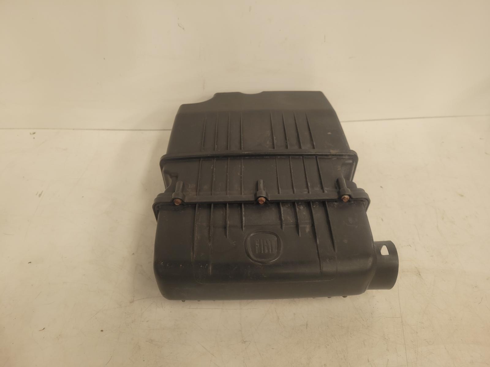 View Auto part Air Cleaner/Box Fiat 500 2009