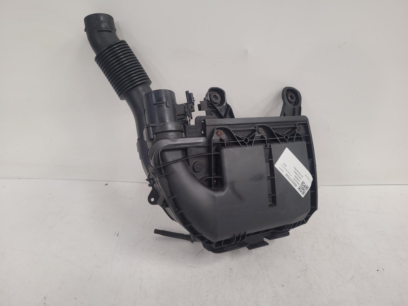 View Auto part Air Cleaner/Box Citroen C4 Picasso 2014