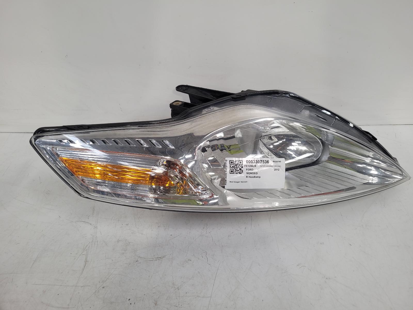 View Auto part R Headlamp Ford Mondeo 2012