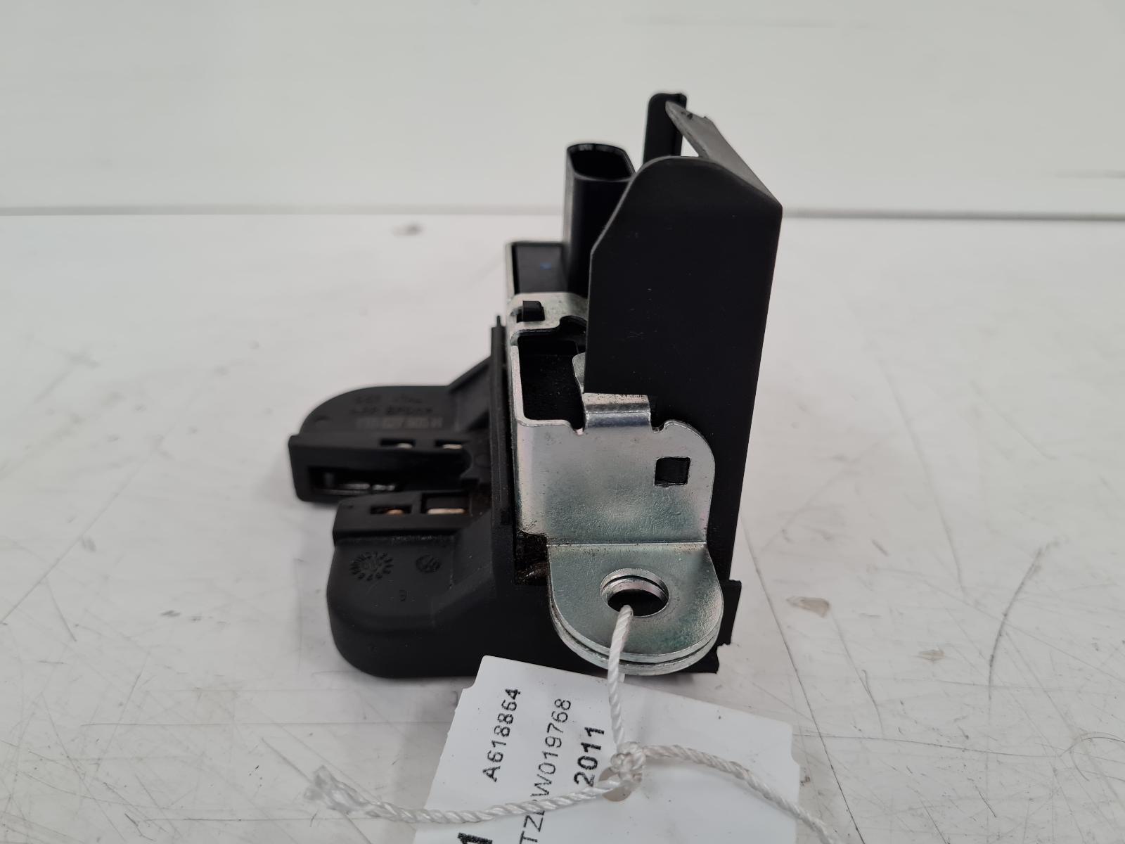 View Auto part Door Lock Assembly Mini (bmw) Mini 2009