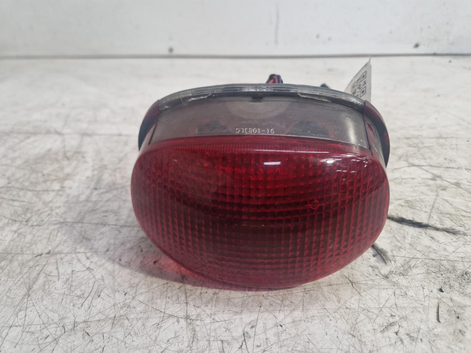 View Auto part Taillight Triumph Sprint St 2001