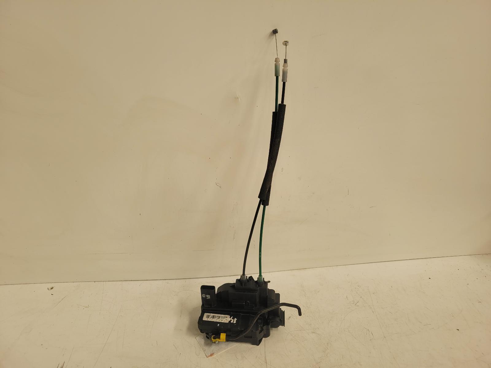 View Auto part Door Lock Assembly Hyundai I20 2013