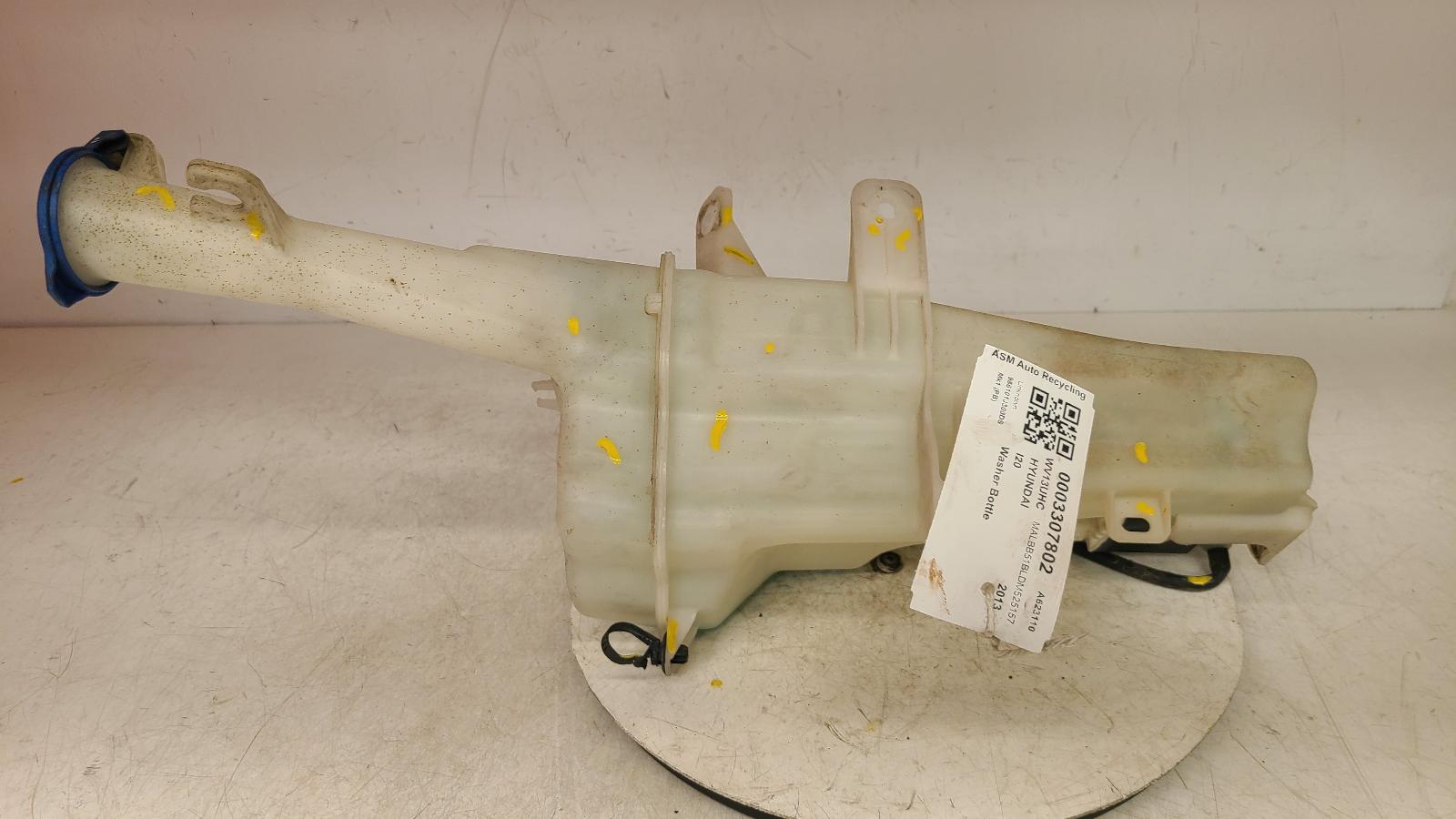 View Auto part Washer Bottle Hyundai I20 2013