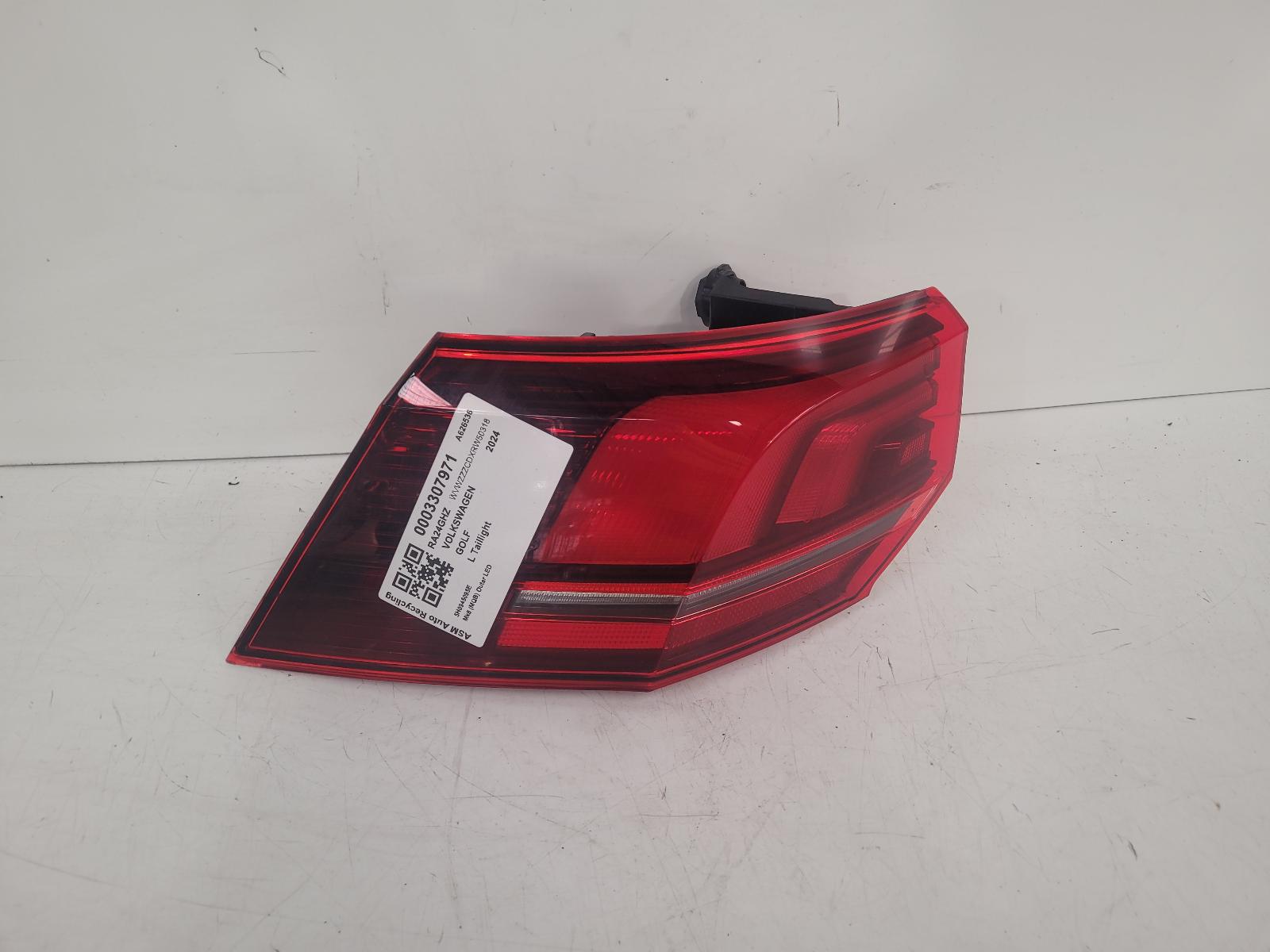 View Auto part L Taillight Volkswagen Golf 2024
