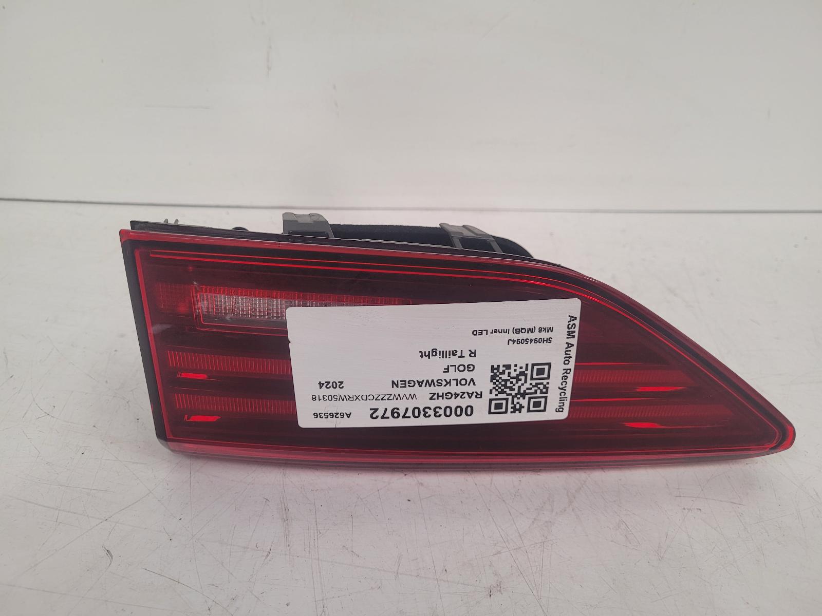 View Auto part R Taillight Volkswagen Golf 2024