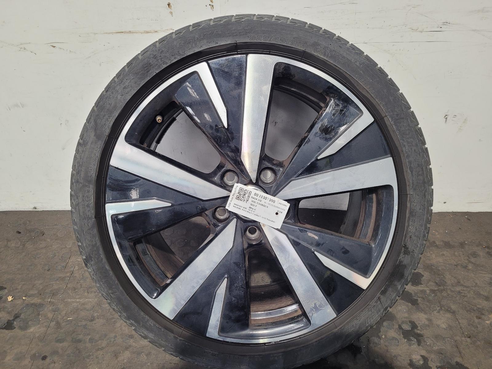 View Auto part Wheel Volkswagen Golf 2024