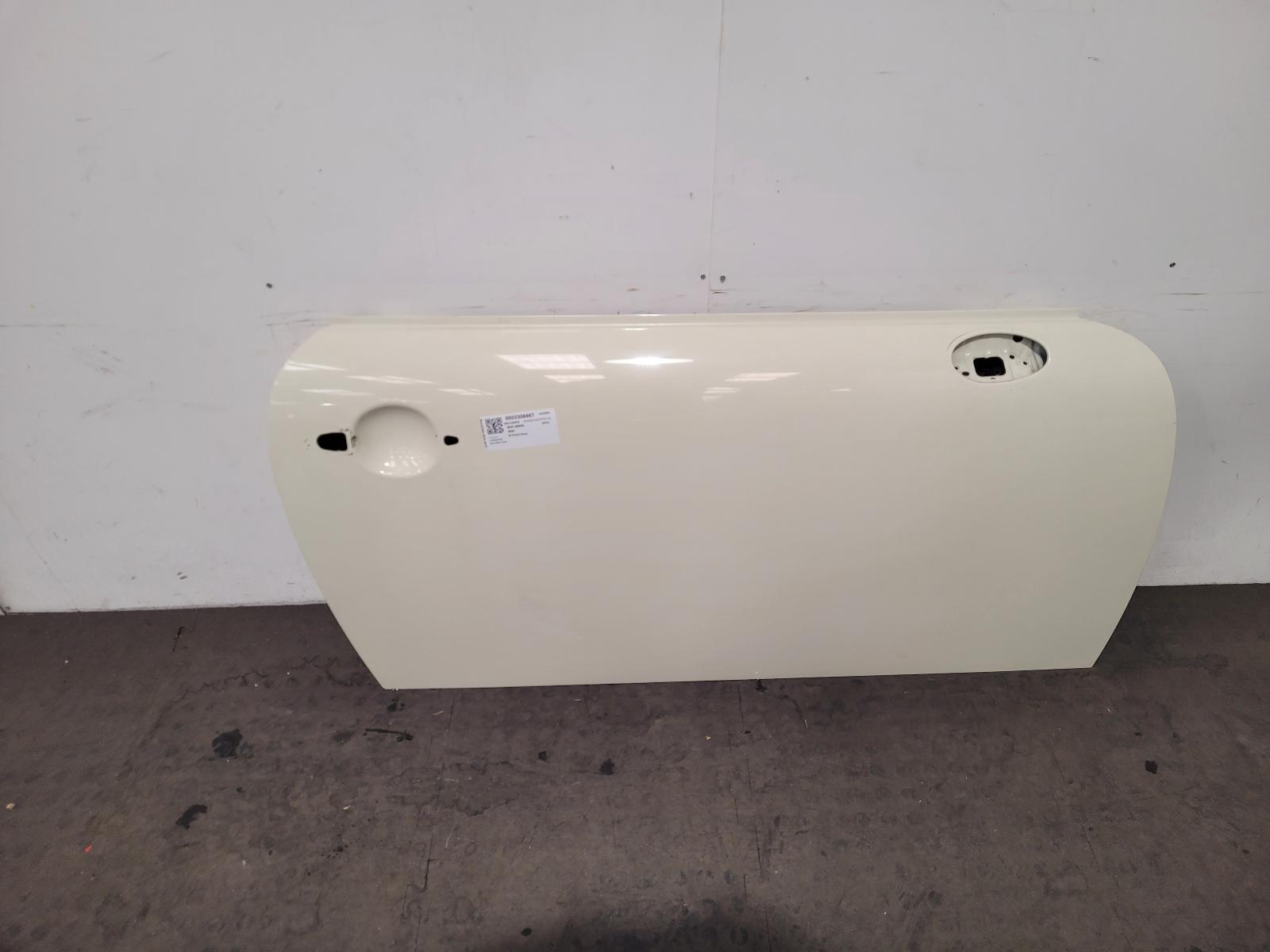 View Auto part R Front Door Mini (bmw) Mini 2010