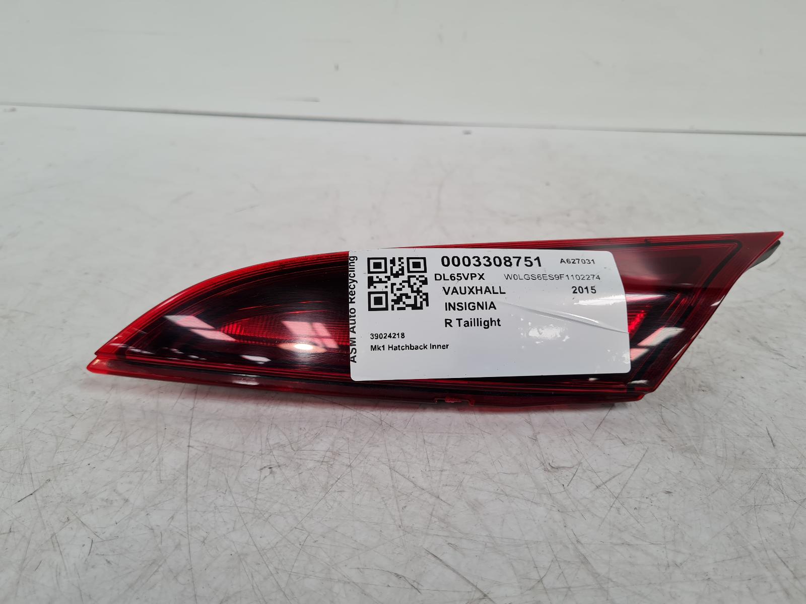 View Auto part R Taillight Vauxhall Insignia 2015