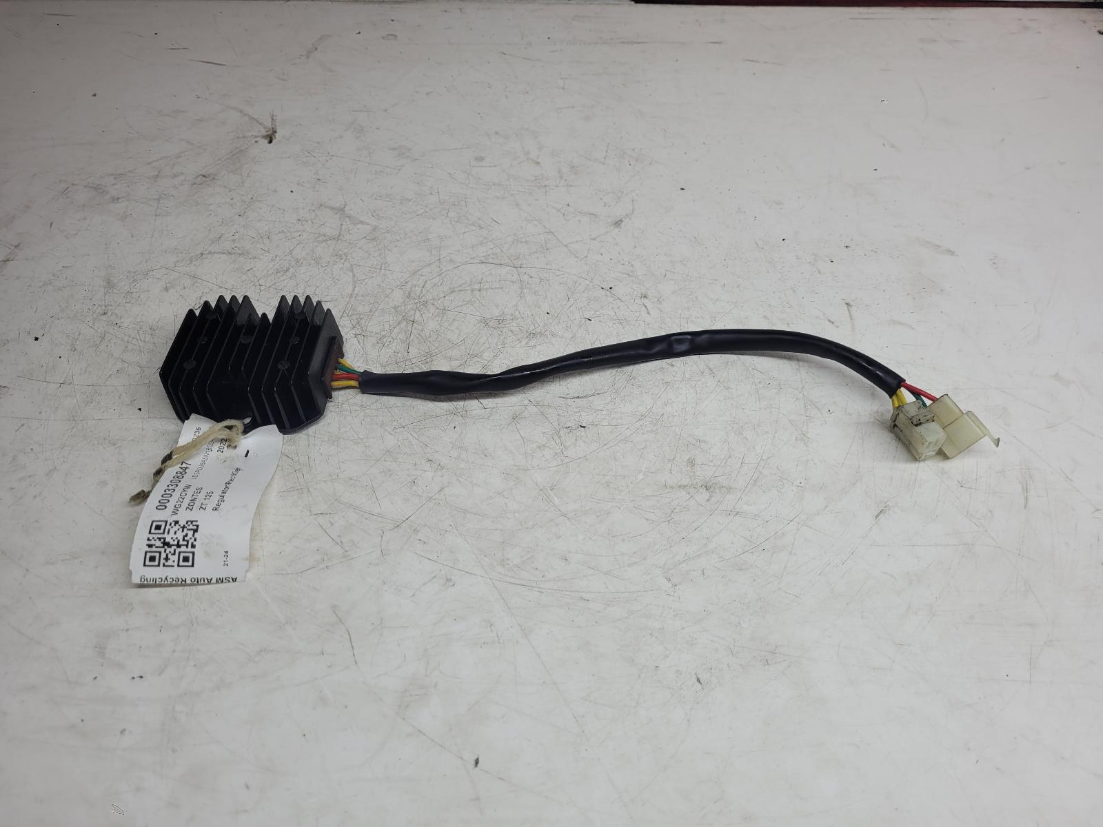 View Auto part Regulator/Rectifier Zontes Zt 125 2022