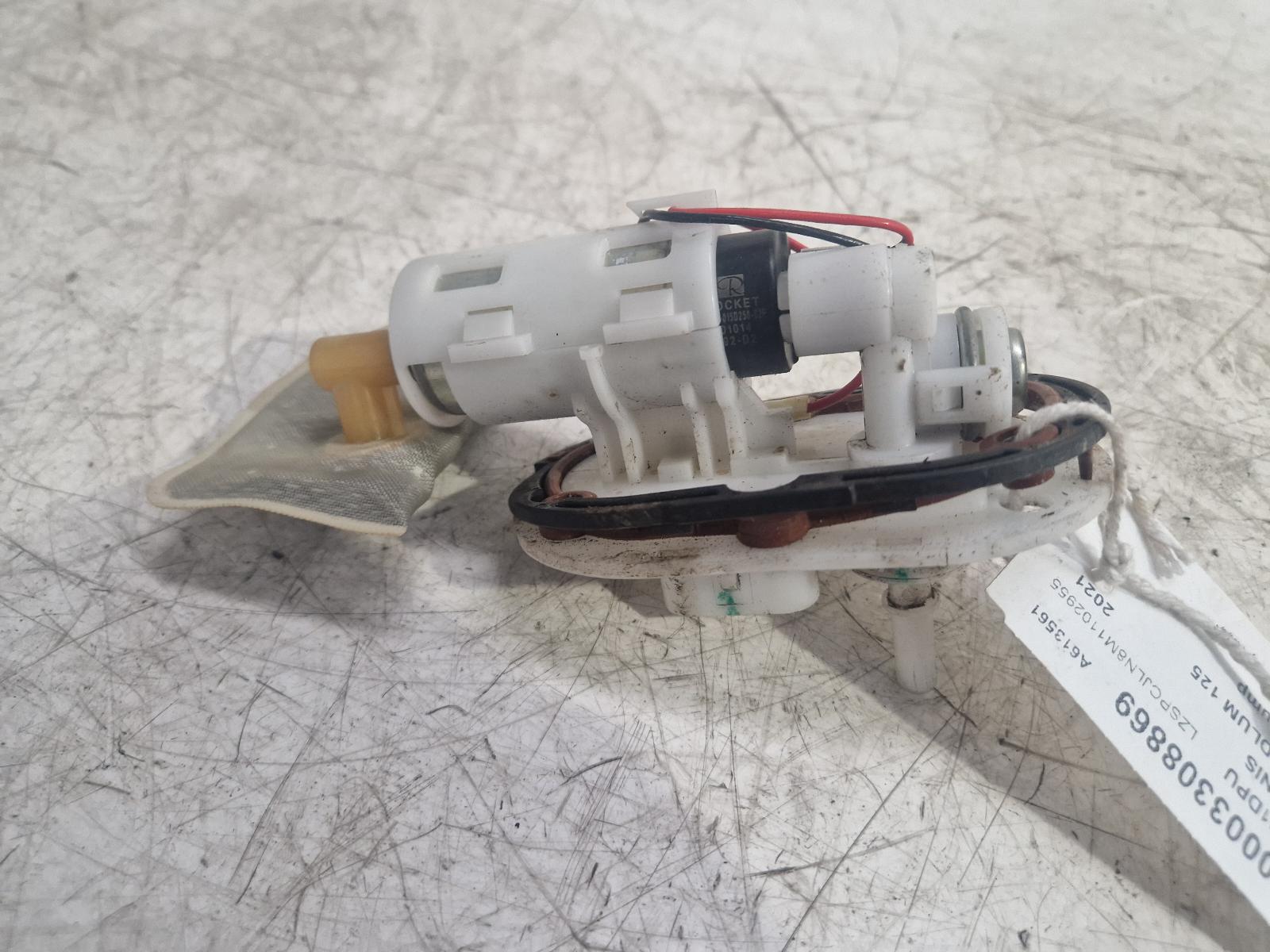 View Auto part Fuel Pump Sinnis Hoodlum 125 2021