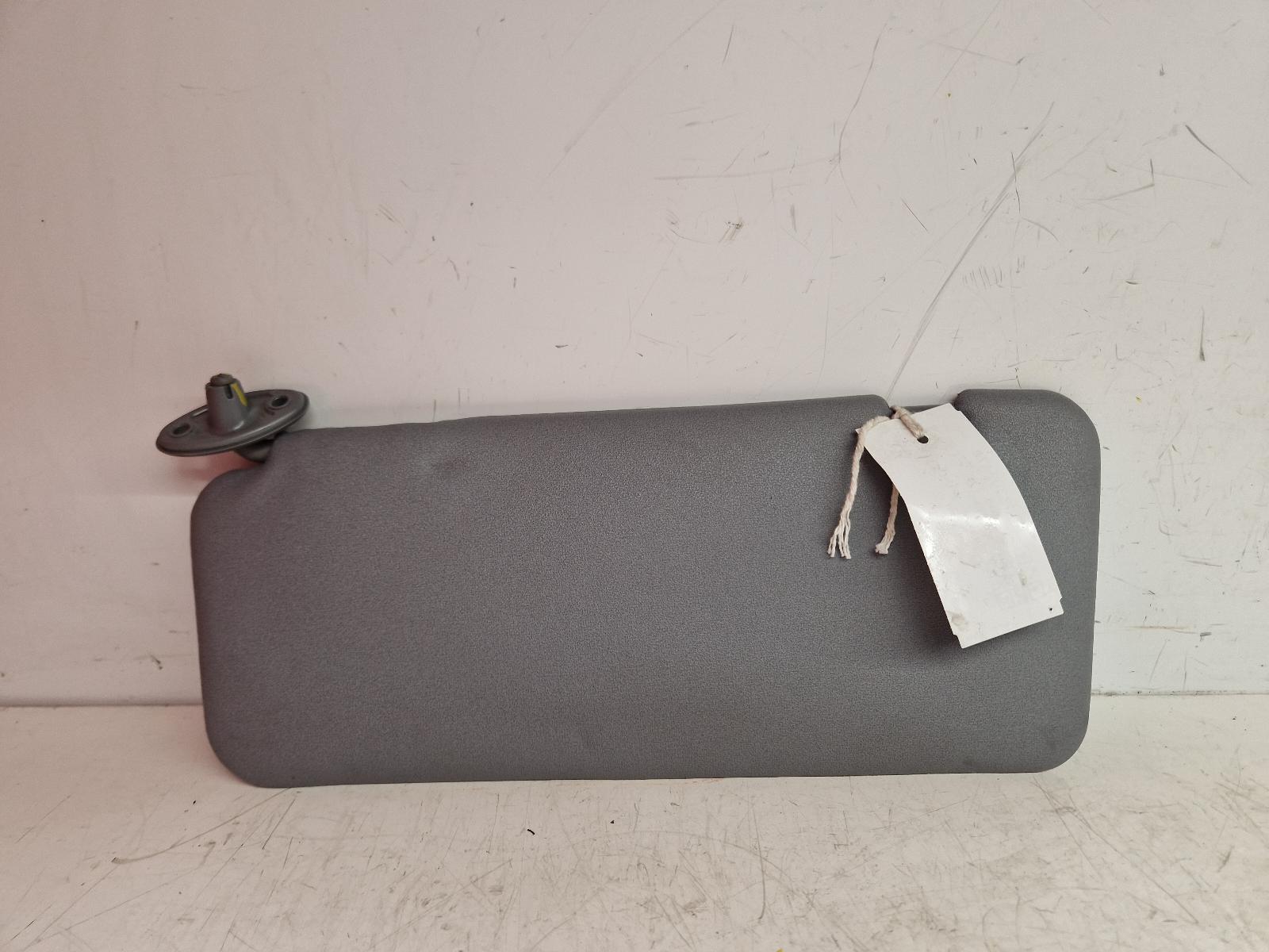 View Auto part Sun visor Toyota Rav 4 2003