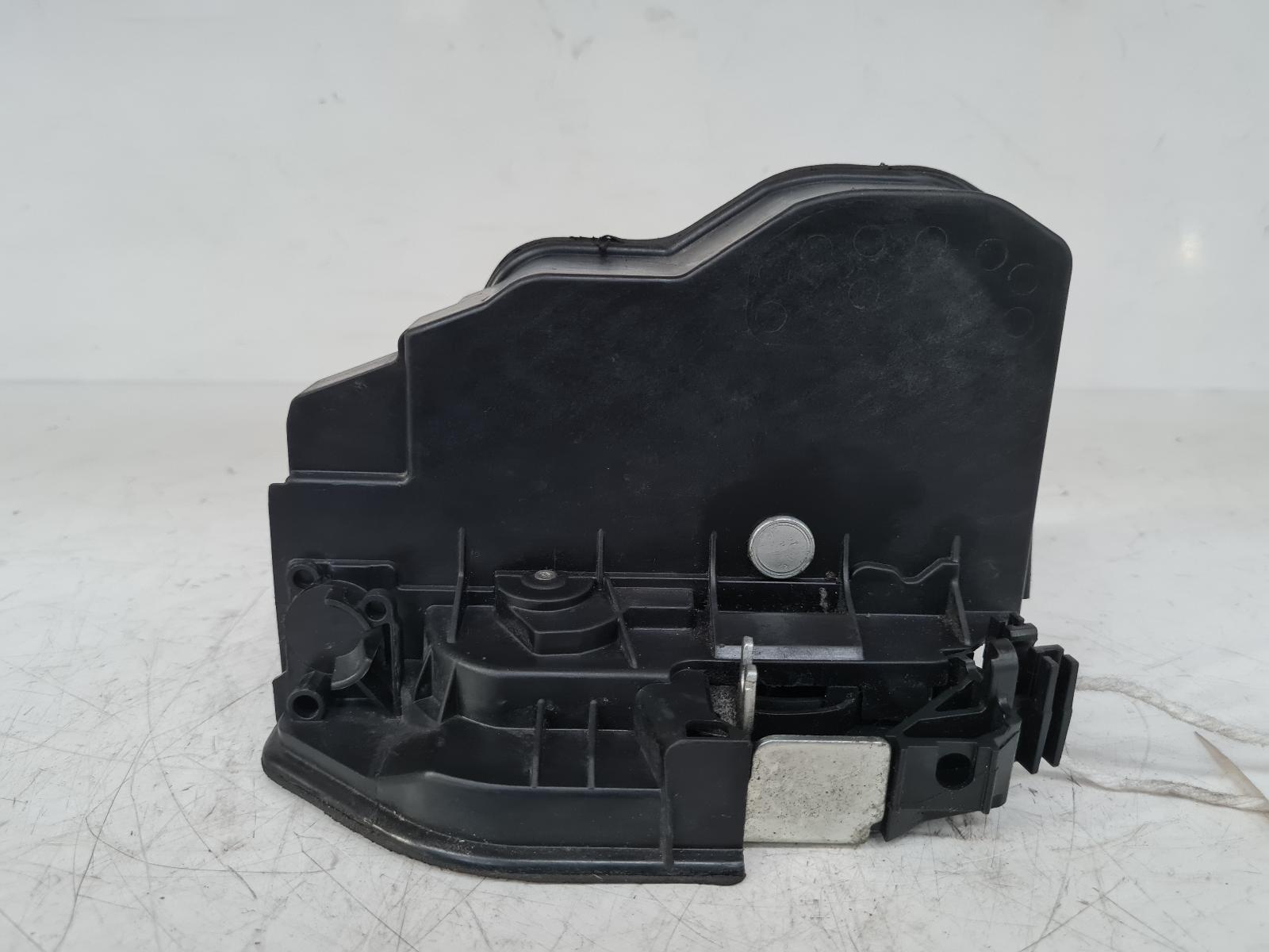 View Auto part Door Lock Assembly Bmw 3 Series 2016