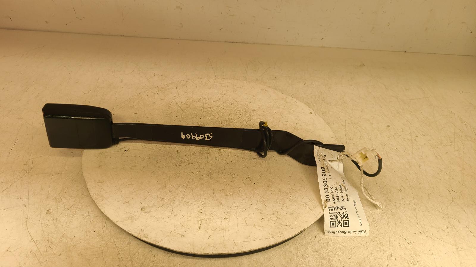 View Auto part Seat Belt Nissan Qashqai 2013