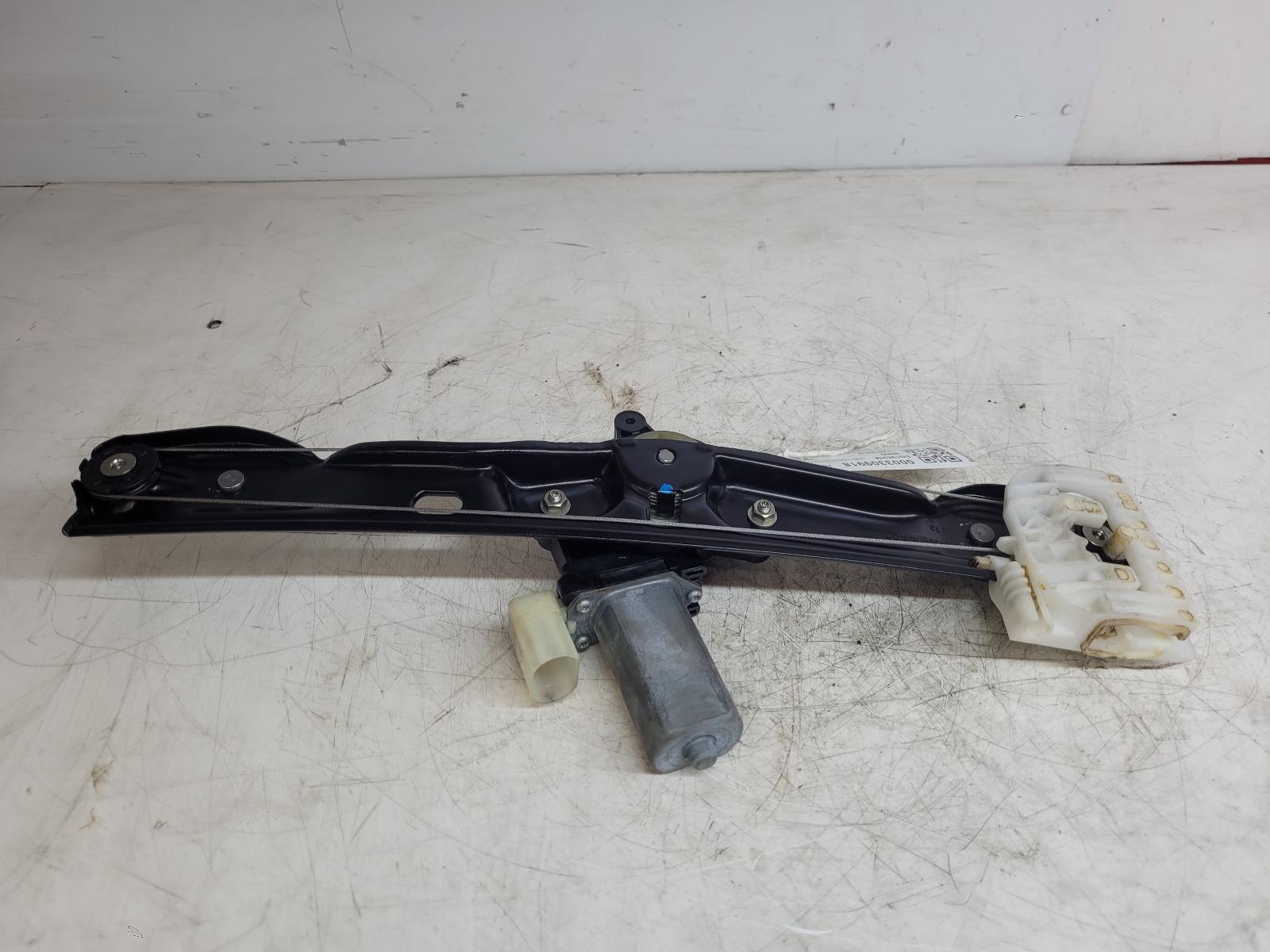 View Auto part LR Window Regulator Bmw 1 Series 2019