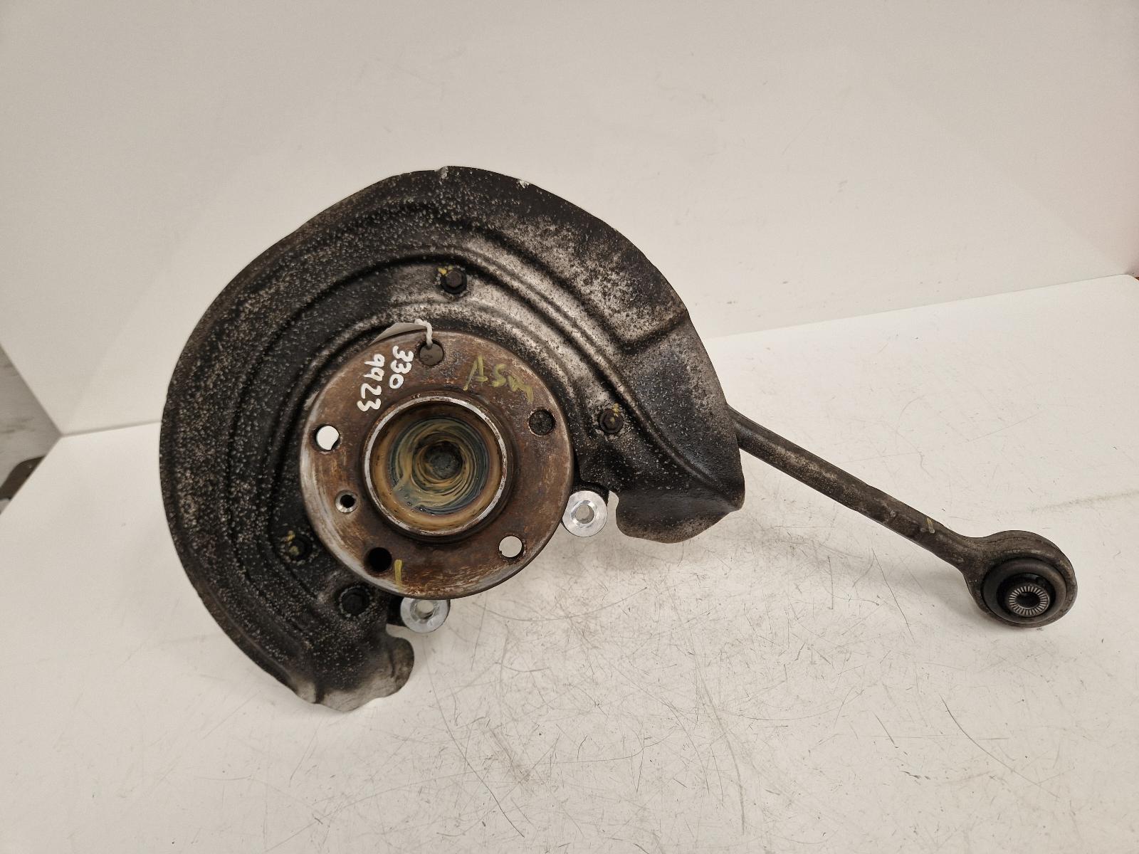 View Auto part RF Hub/Stub Axle Assembly Bmw 1 Series 2019