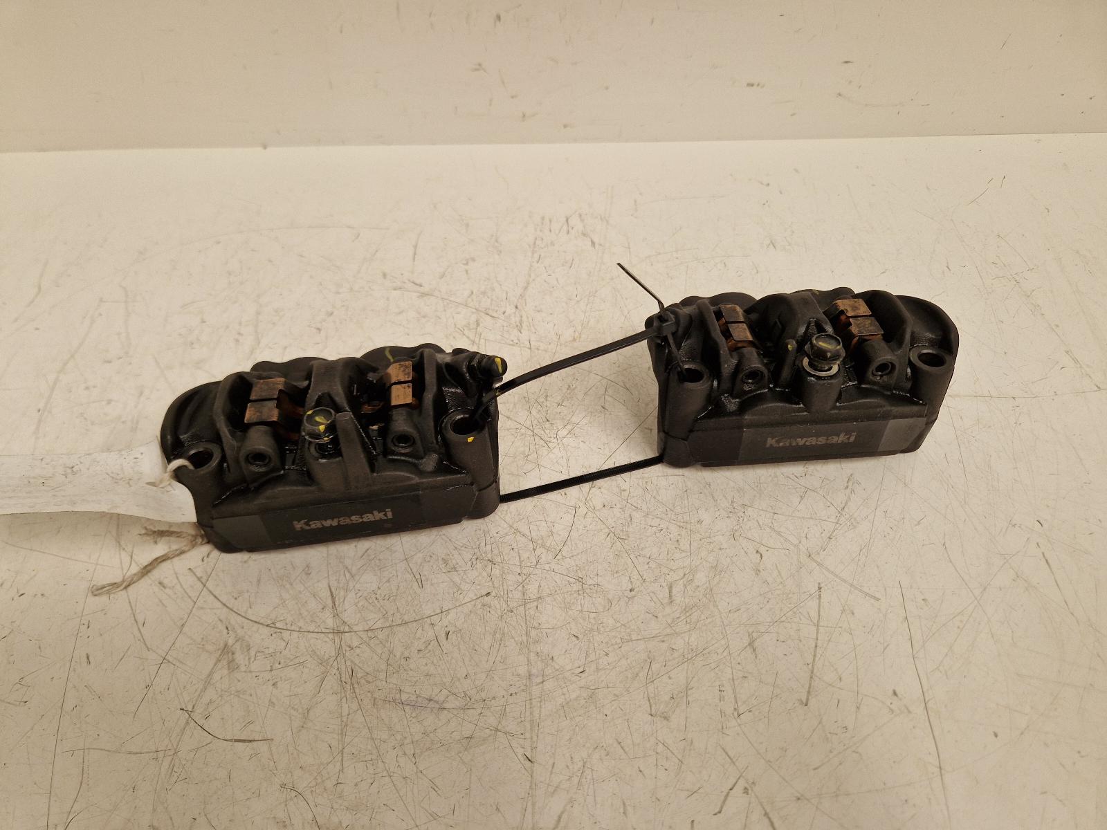 View Auto part Caliper Kawasaki Zr 1000 2015