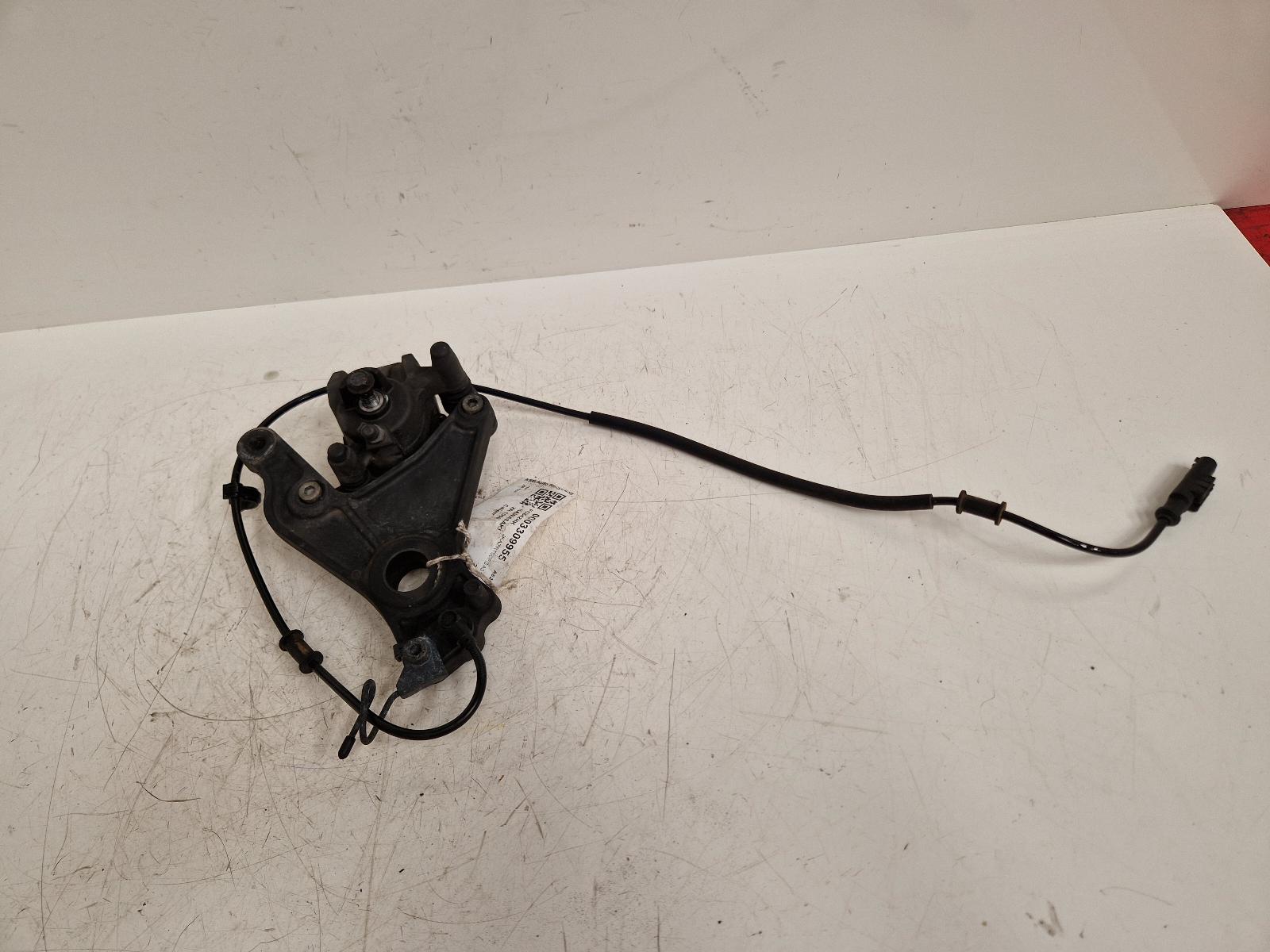 View Auto part Caliper Kawasaki Zr 1000 2015
