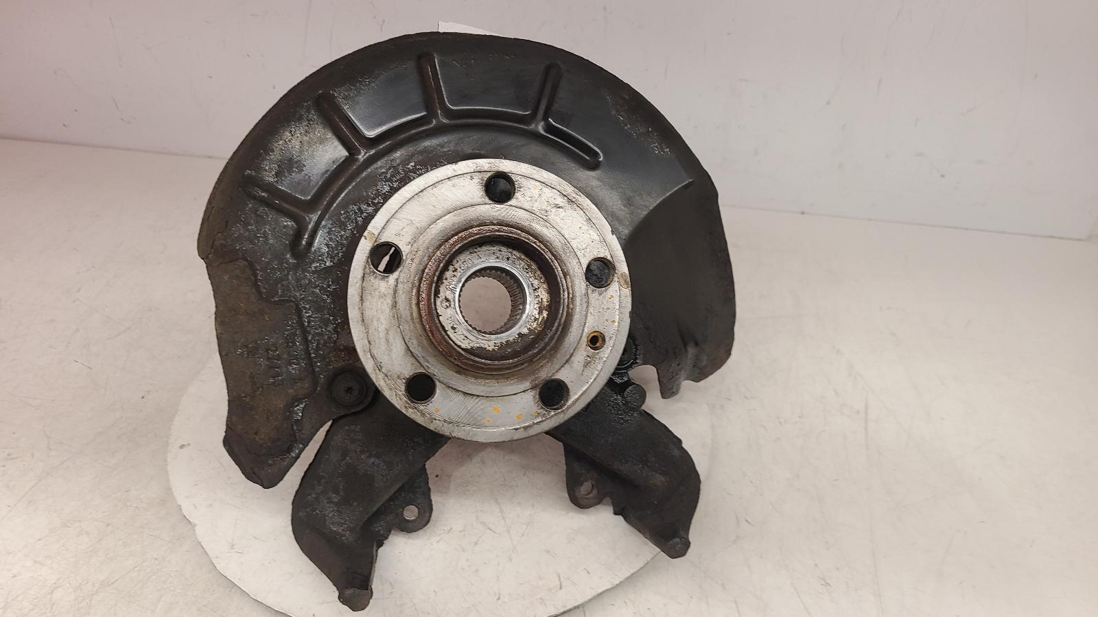 View Auto part RF Hub/Stub Axle Assembly Volkswagen Polo 2014