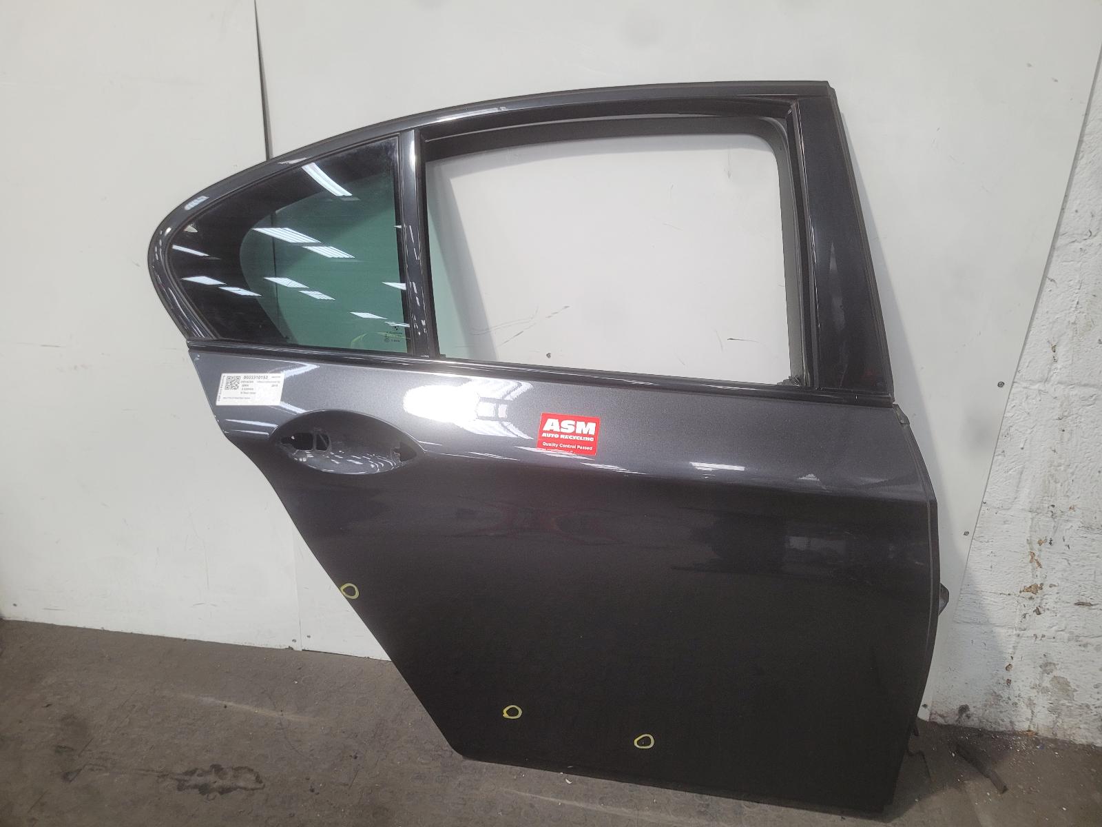 View Auto part R Rear Door Bmw 5 Series 2014