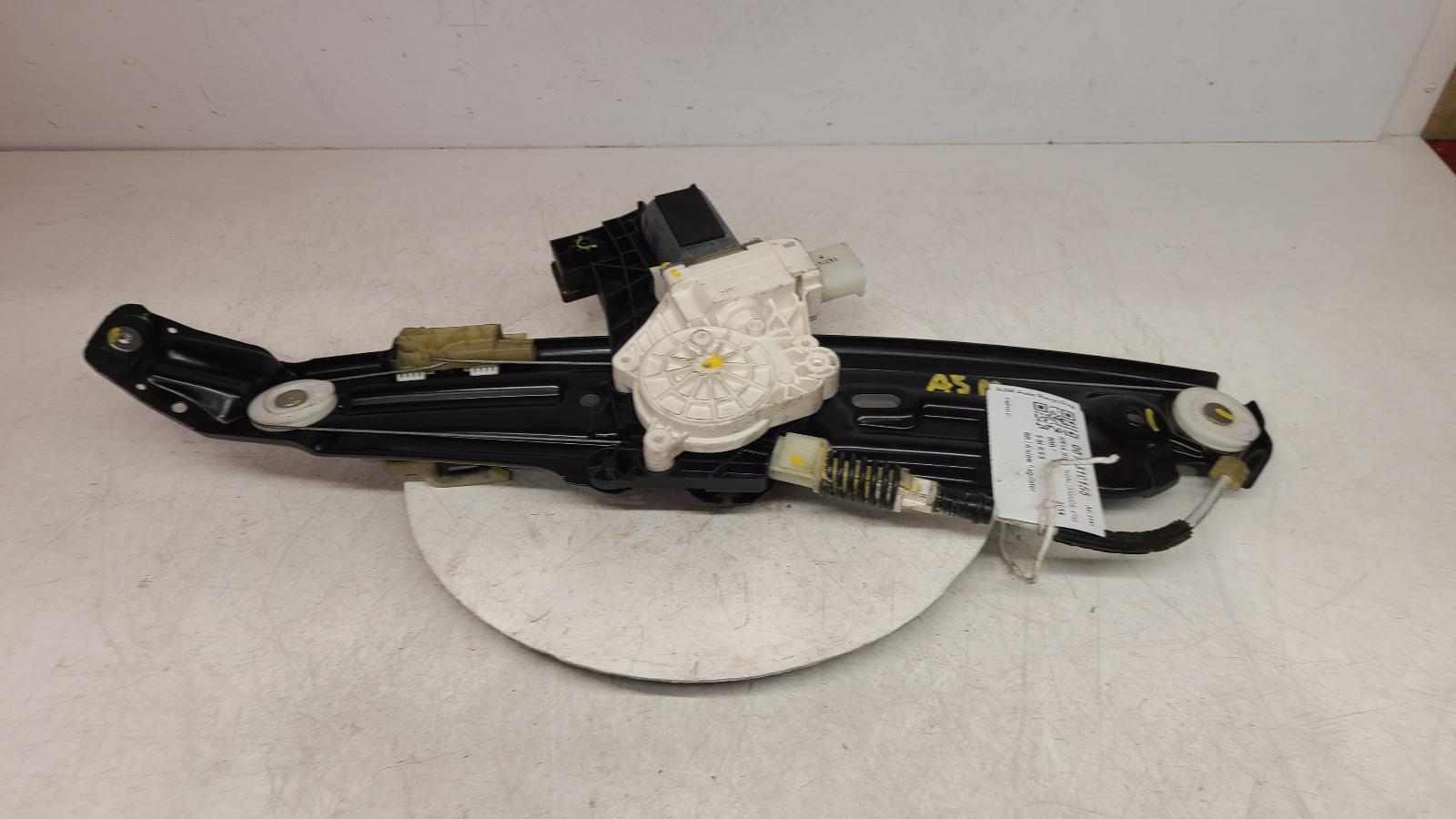 View Auto part RR Window Regulator Bmw 5 Series 2014