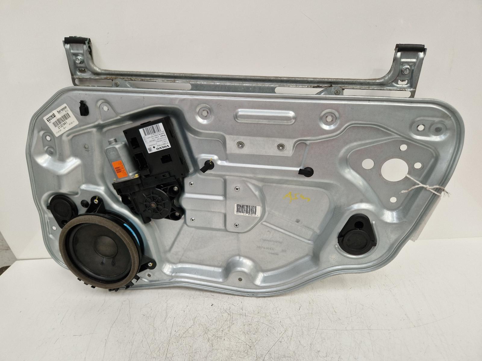 View Auto part RF Window Regulator Volvo V50 2011