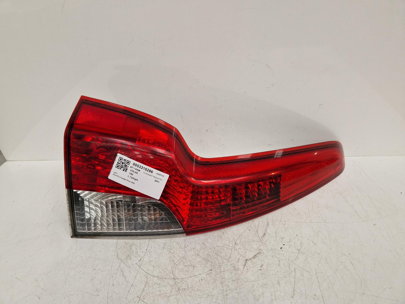 View Auto part L Taillight Volvo V50 2011