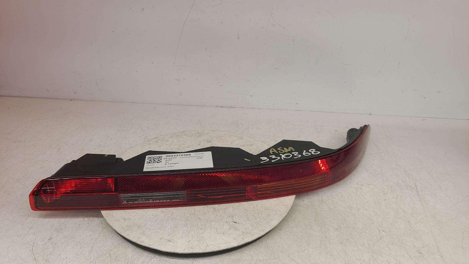 View Auto part R Taillight Audi Q7 2024