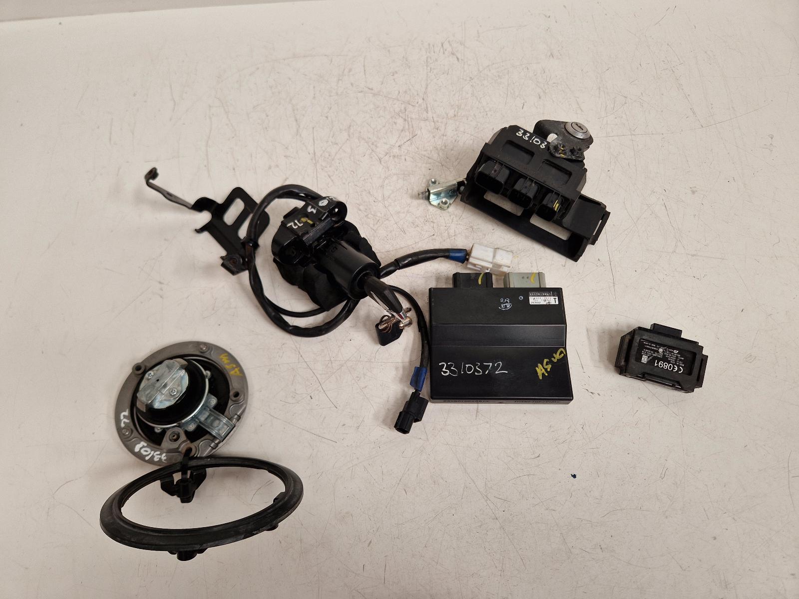 View Auto part Comp.Lock Set + Keys Kawasaki Zr 1000 2015