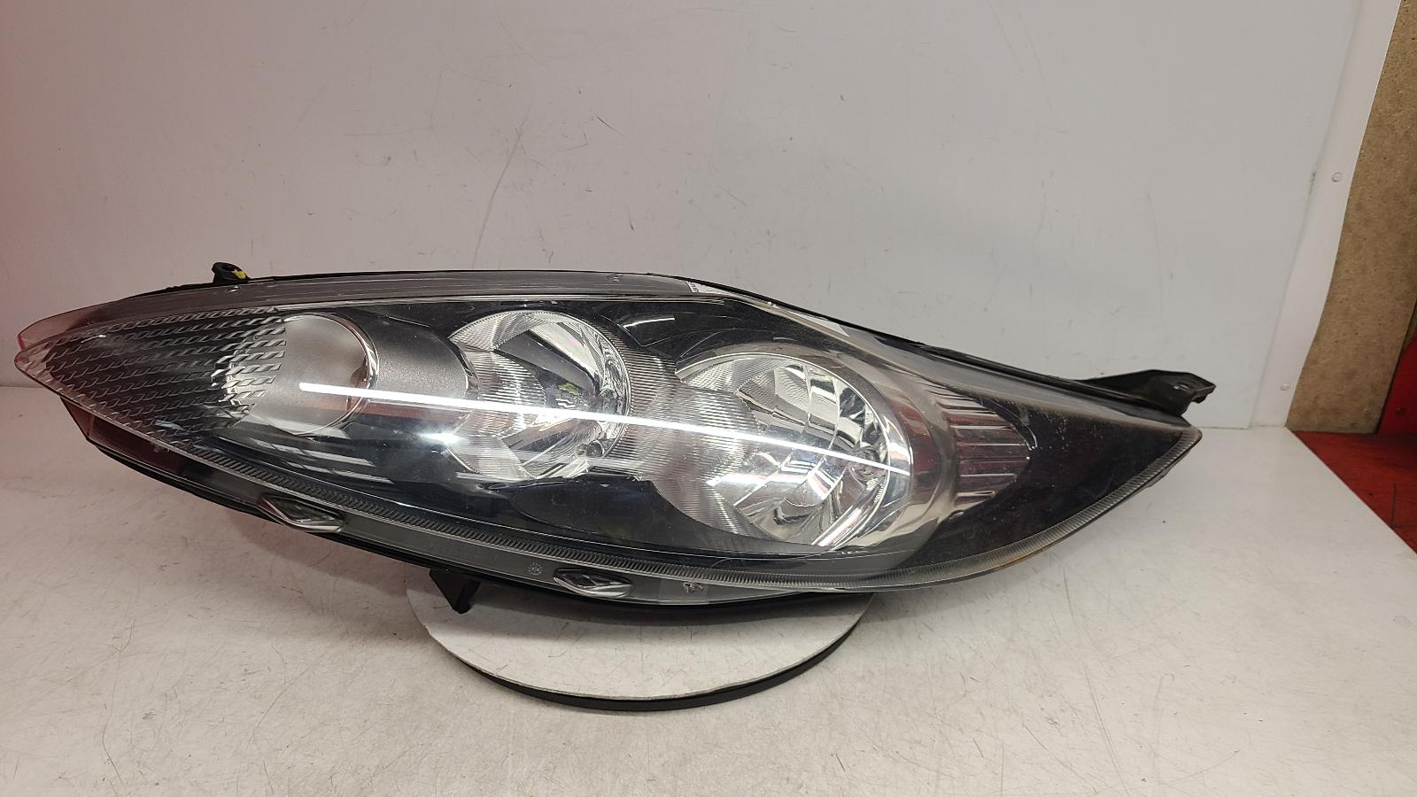 View Auto part L Headlamp Ford Fiesta 2009
