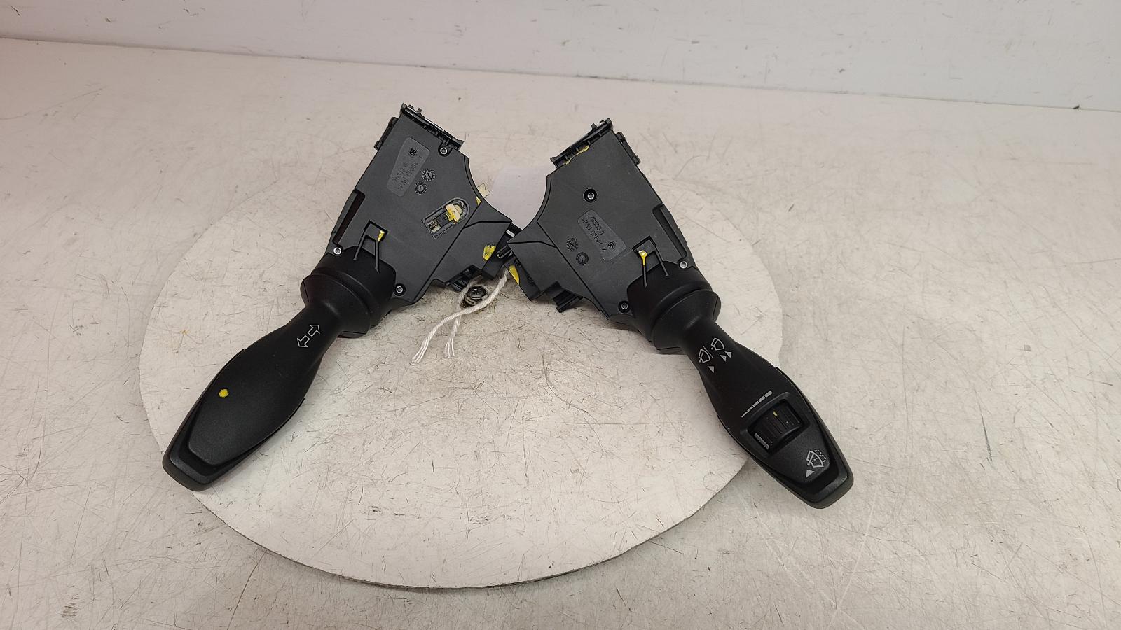 View Auto part Combination Switch Ford Fiesta 2009