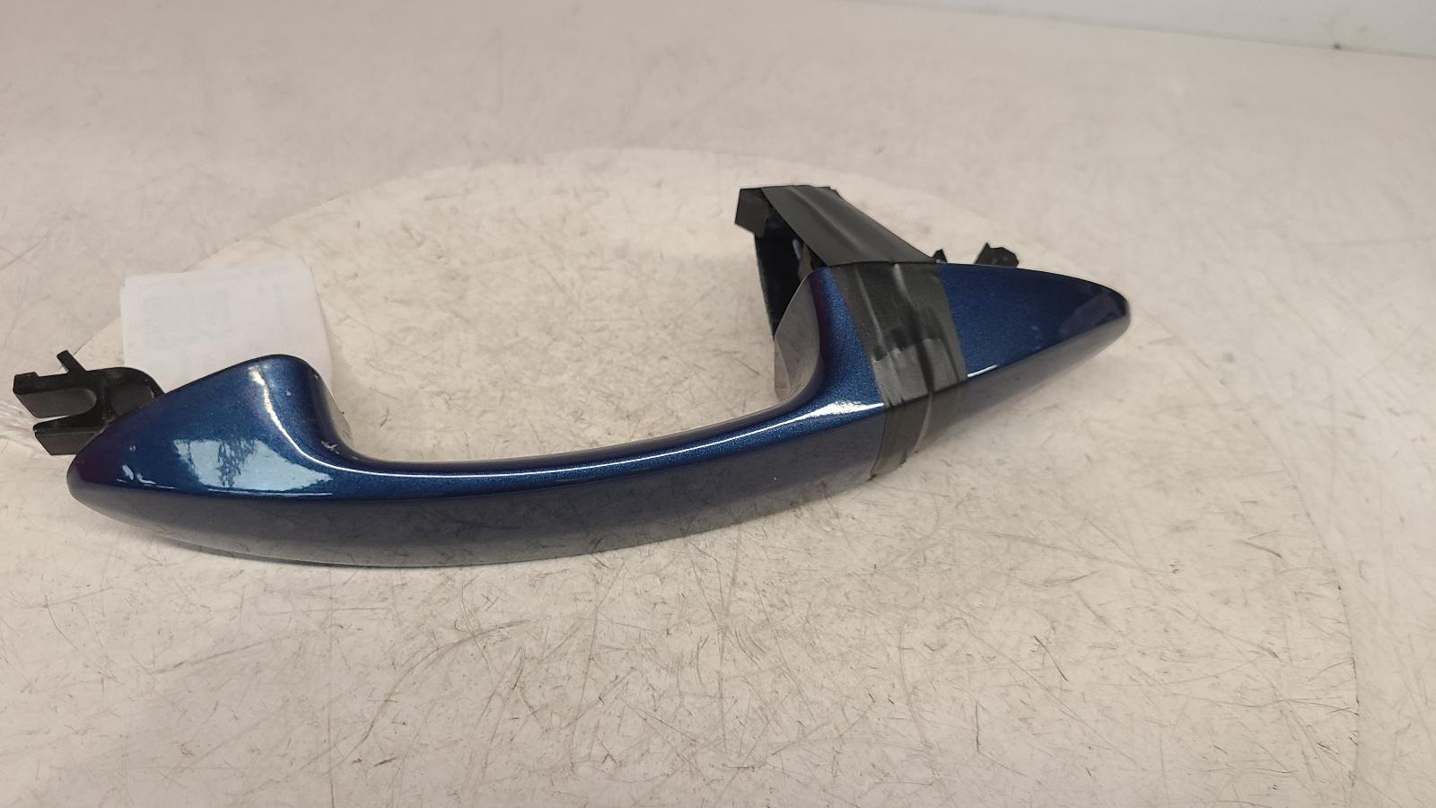 View Auto part Door Handle Ford Fiesta 2009