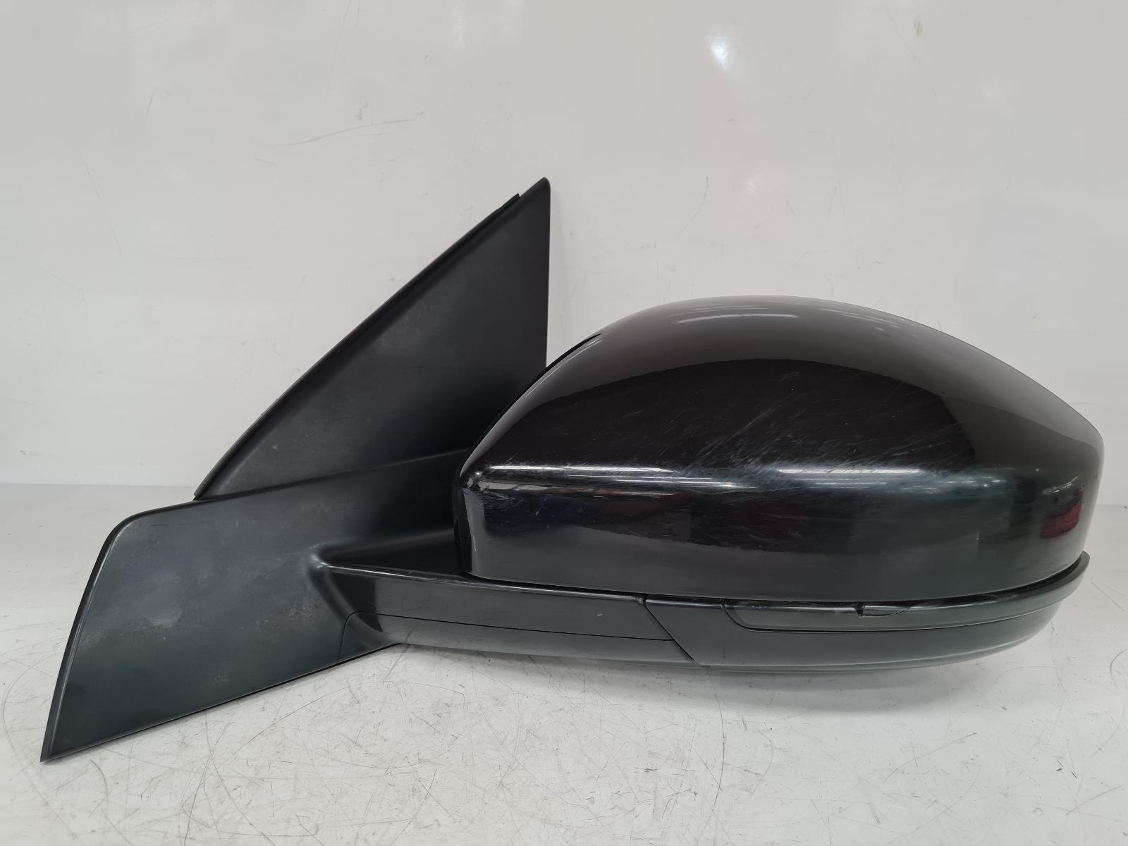 View Auto part L Door Mirror Land Rover Discovery Sport 2016