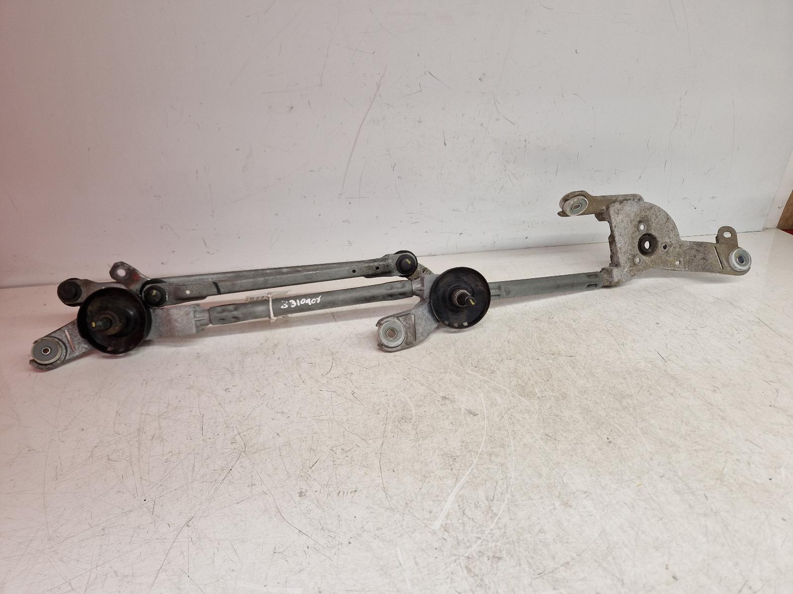 View Auto part Wiper Linkage Nissan Juke 2012