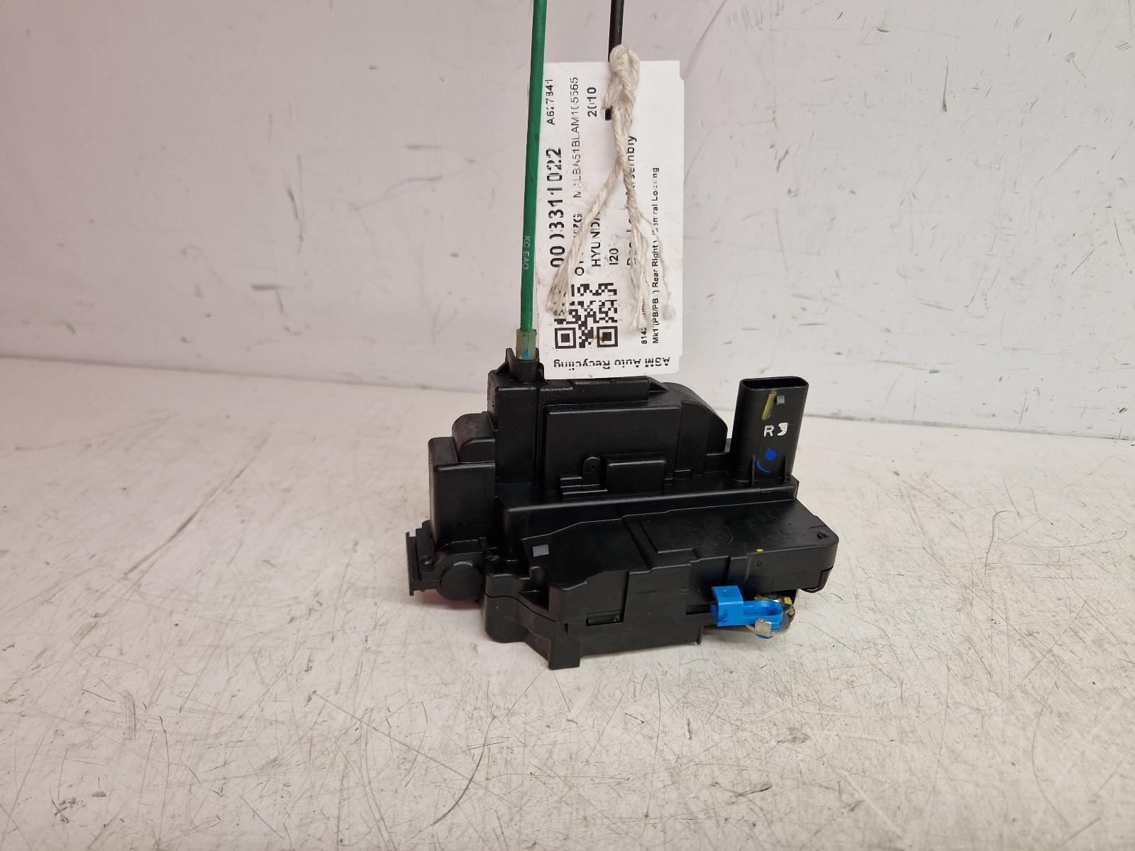 View Auto part Door Lock Assembly Hyundai I20 2010