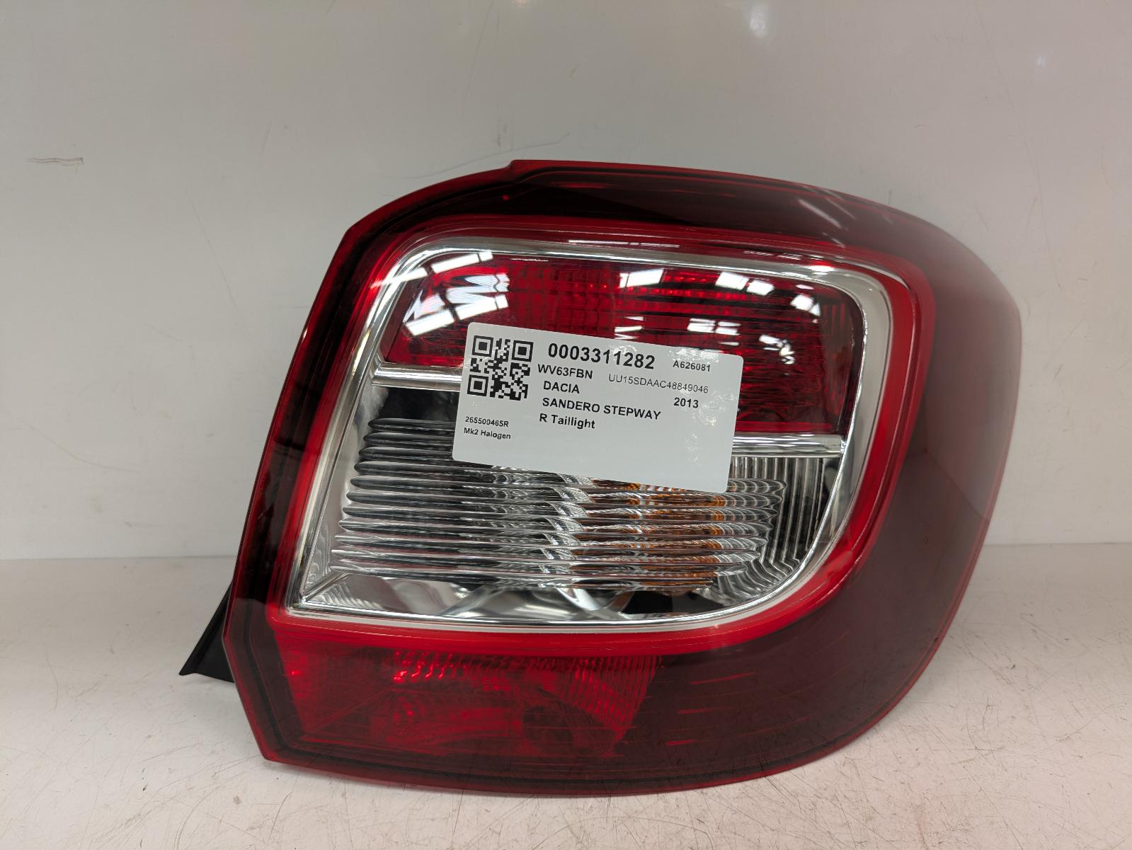 View Auto part R Taillight Dacia Sandero Stepway 2013