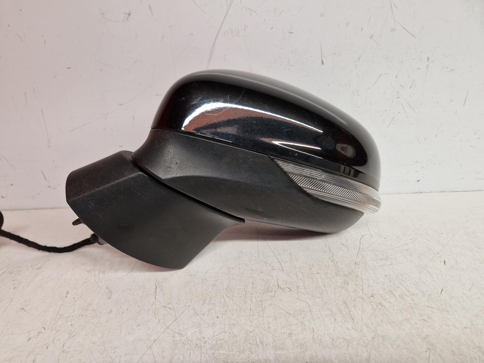 View Auto part L Door Mirror Ford Fiesta 2021