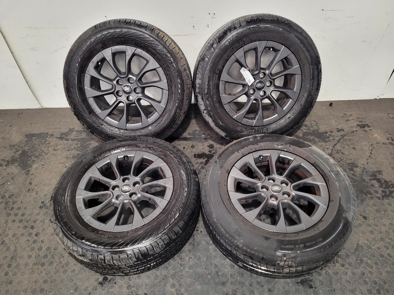 View Auto part Wheel Set Land Rover Range Rover Evoque 2019