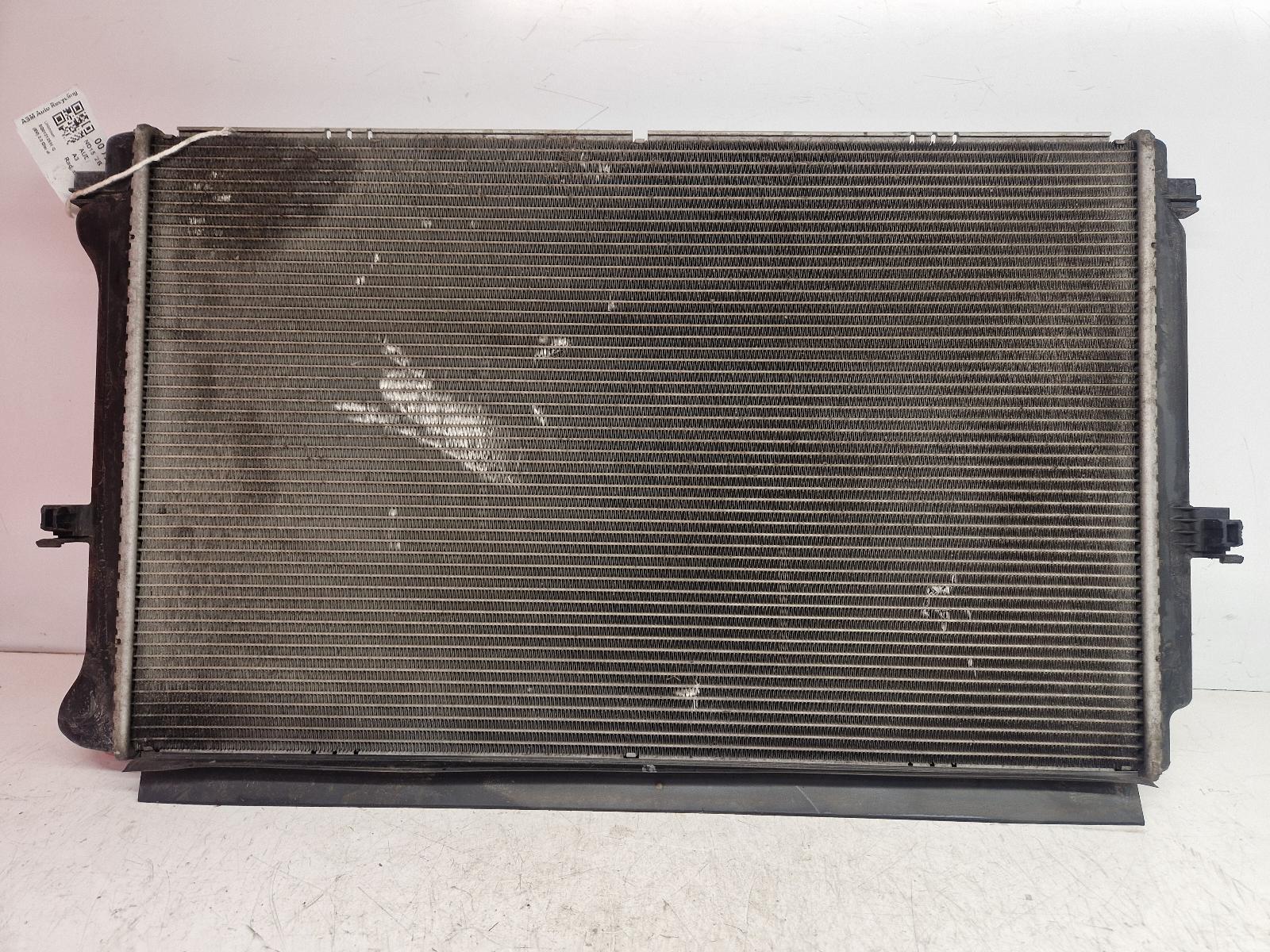 View Auto part Radiator Audi A3 2015