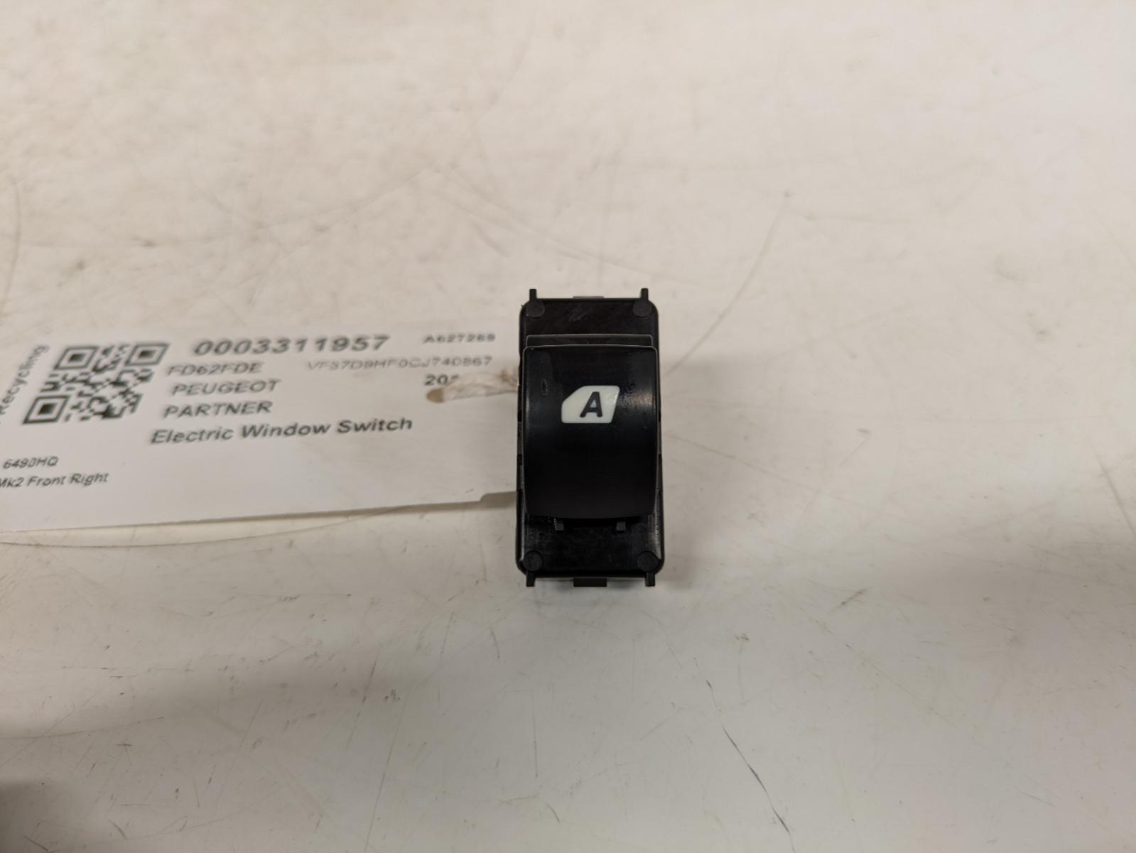 View Auto part Elect. Window Switch Peugeot Partner 2012
