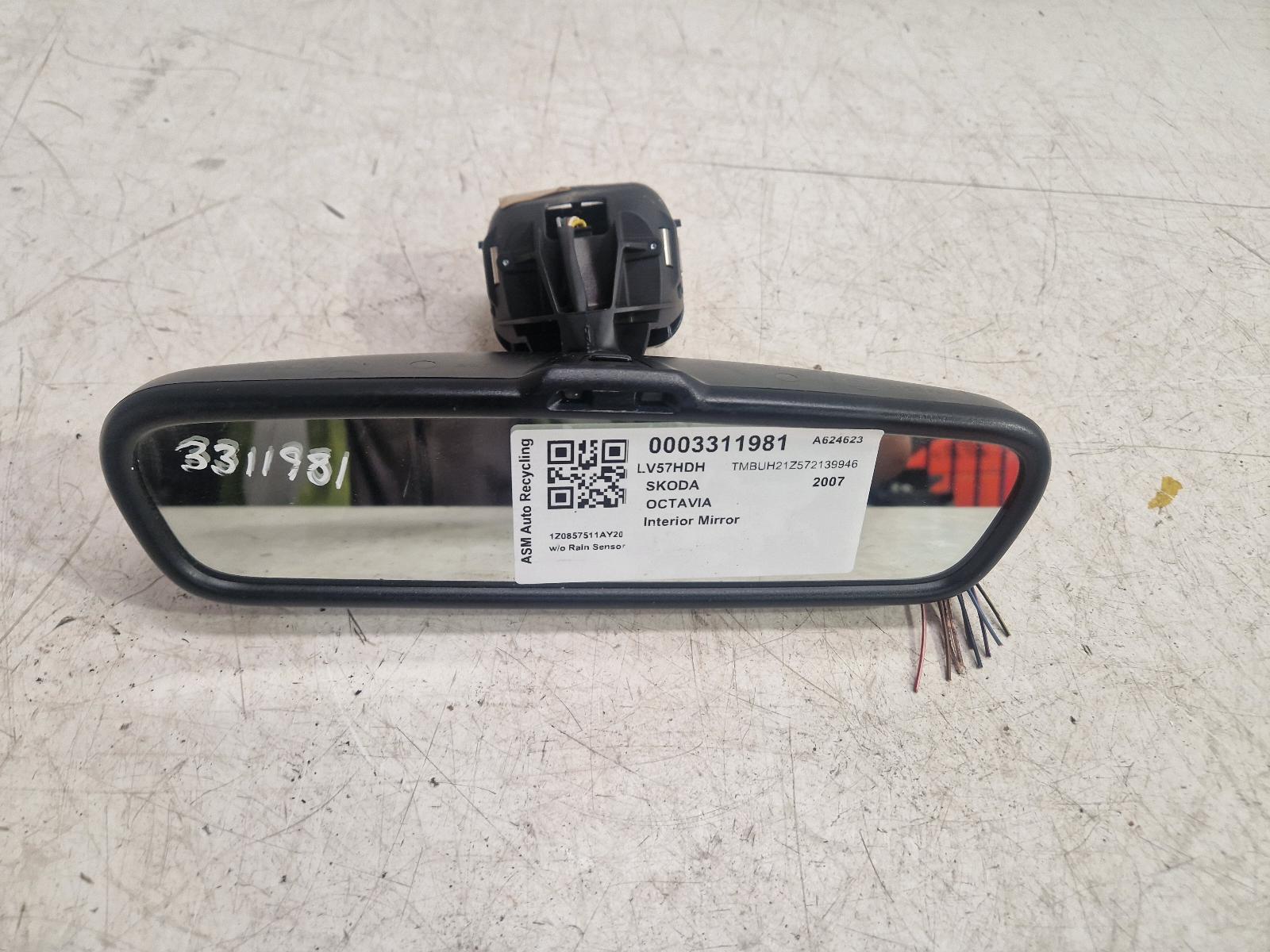 View Auto part Interior Mirror Skoda Octavia 2007