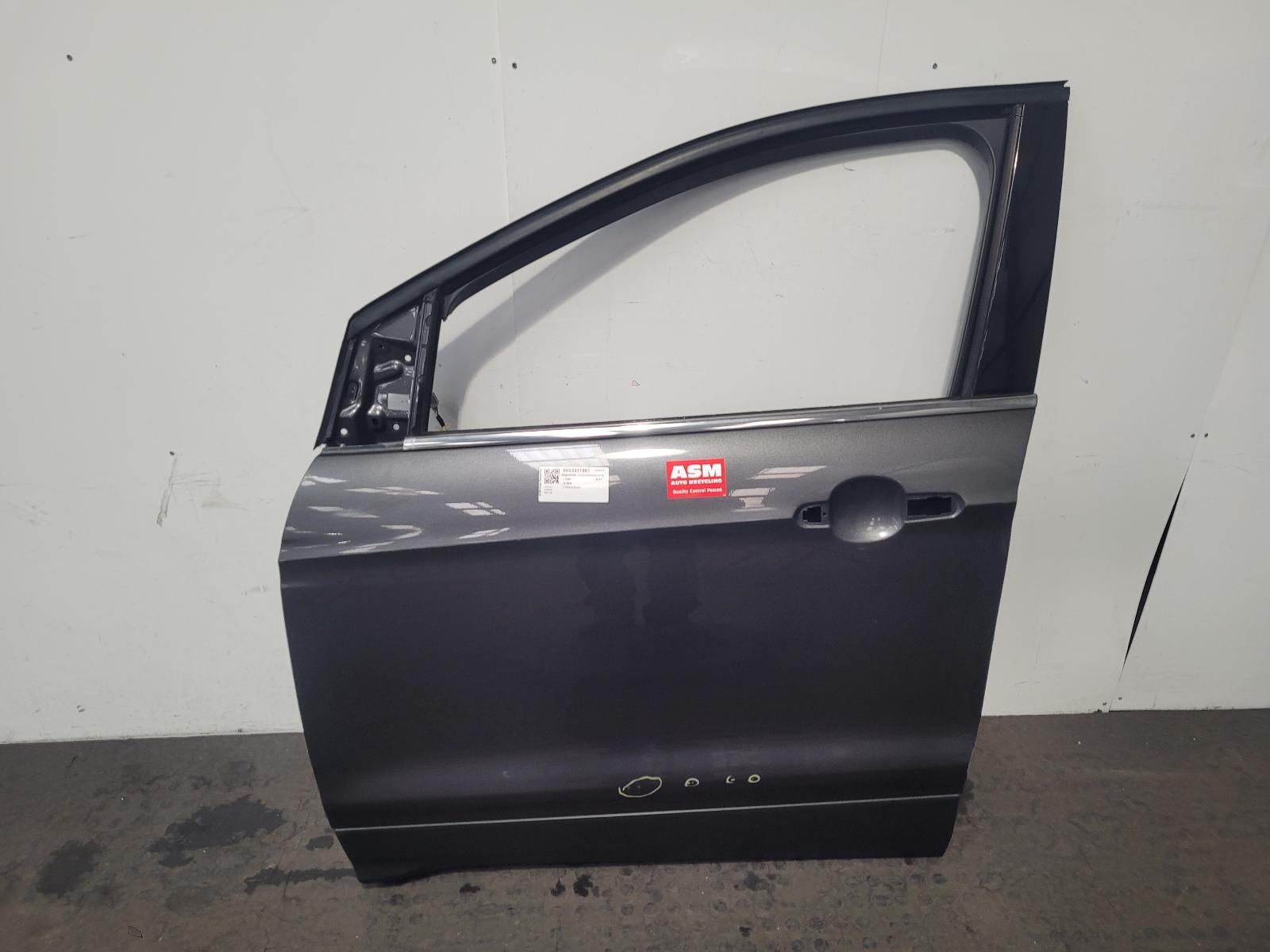 View Auto part L Front Door Ford Kuga 2017