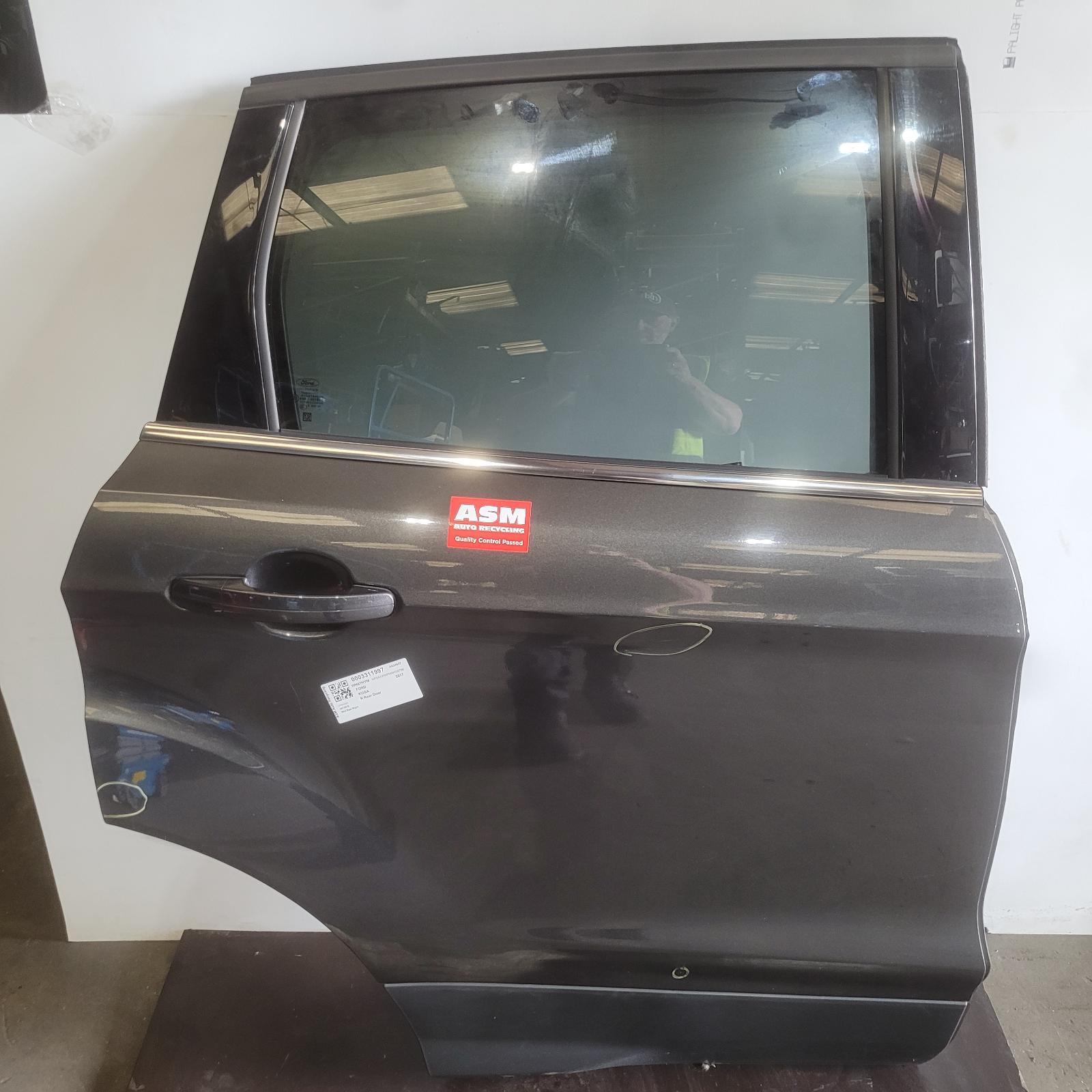 View Auto part R Rear Door Ford Kuga 2017