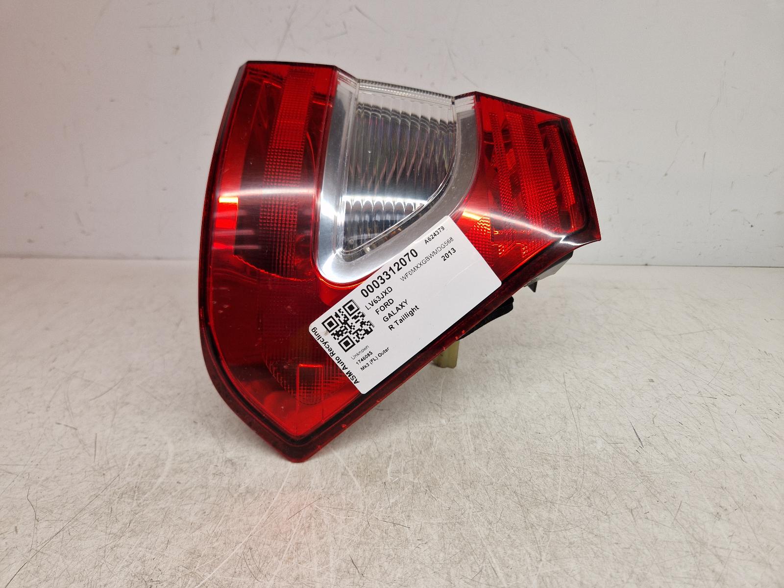 View Auto part R Taillight Ford Galaxy 2013