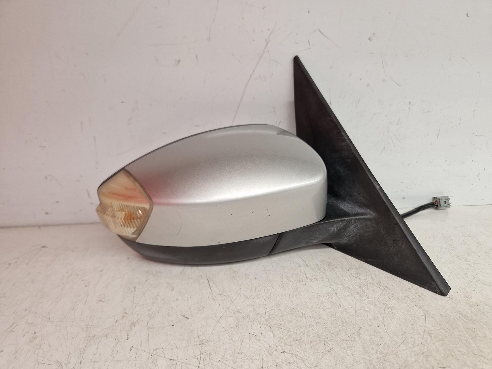 View Auto part R Door Mirror Ford Galaxy 2013