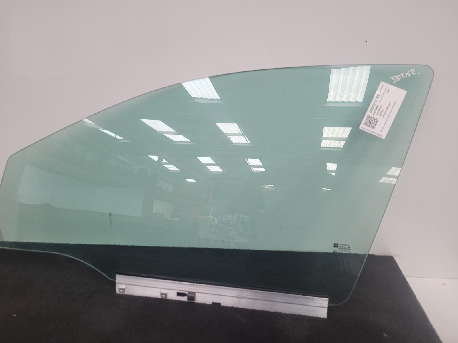 View Auto part LF Door Window Vauxhall Astra 2007